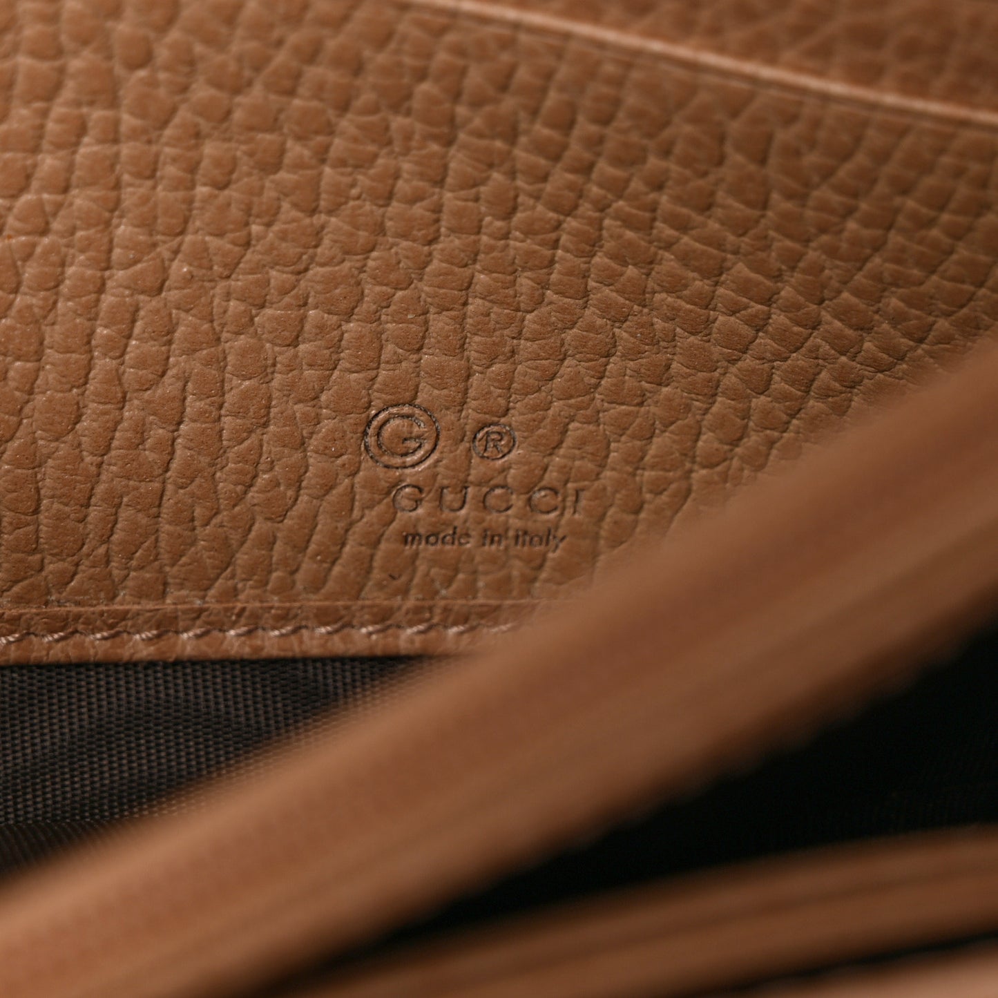 Dollar Calfskin Interlocking G Continental Wallet Camelia