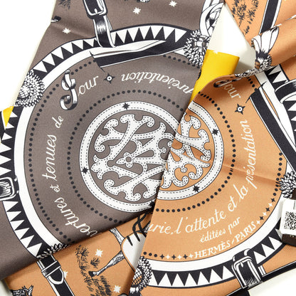 Hermes Silk Couvertures Et Tenues Maxi Twilly Slim Jaune D'Or Camel 2 of 3