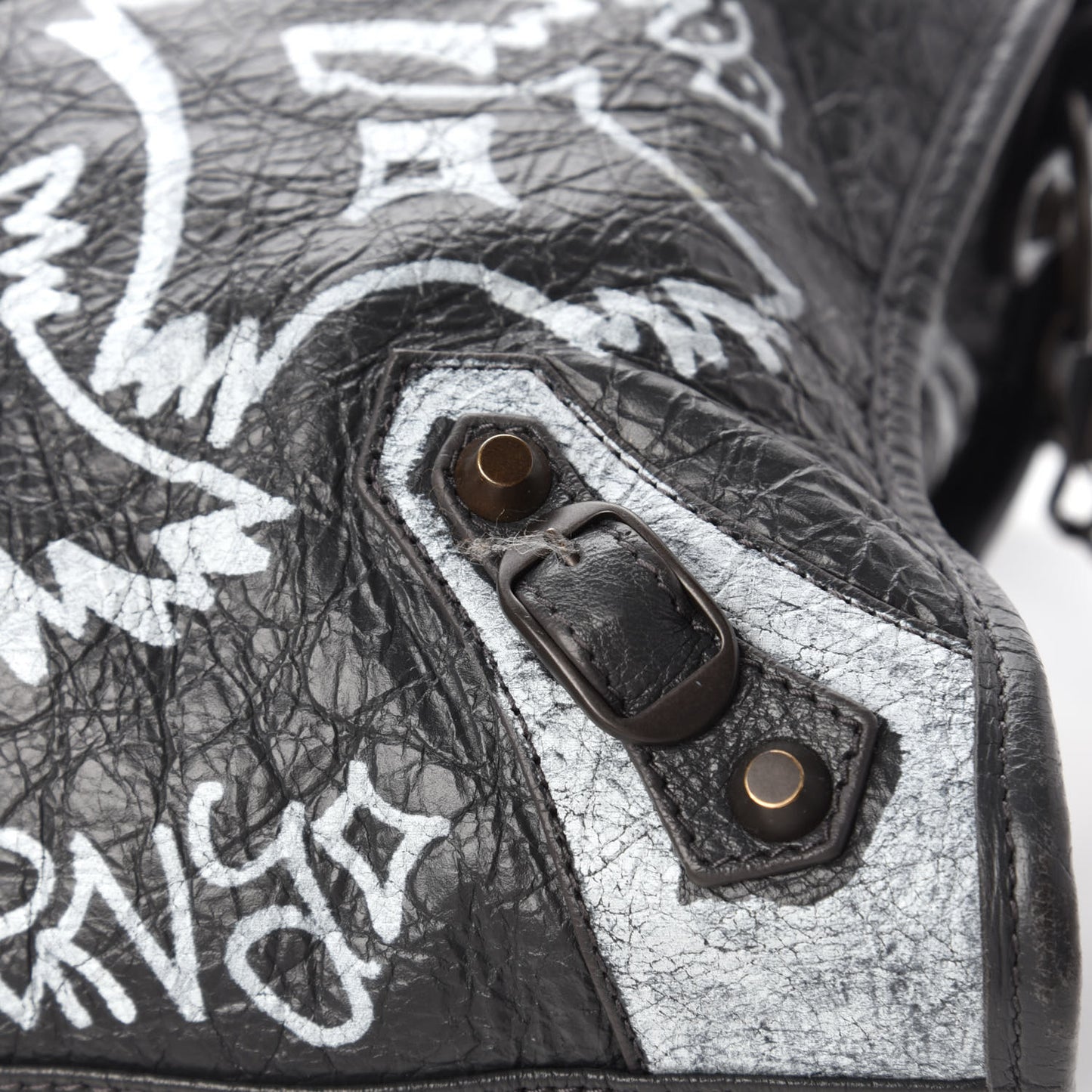 Agneau Arena Graffiti All Over Classic Hardware City Gris Fossile White