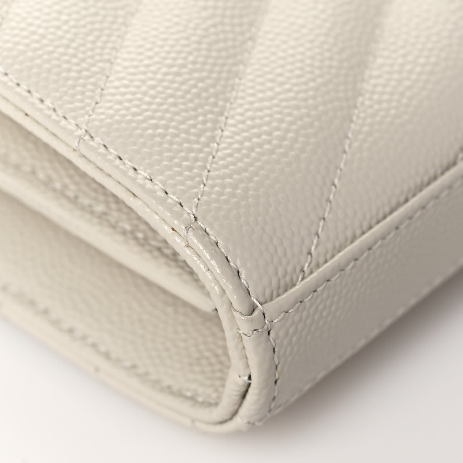Saint Laurent Grain De Poudre Matelasse Chevron Monogram Chain Wallet Crema Soft 10 of 13