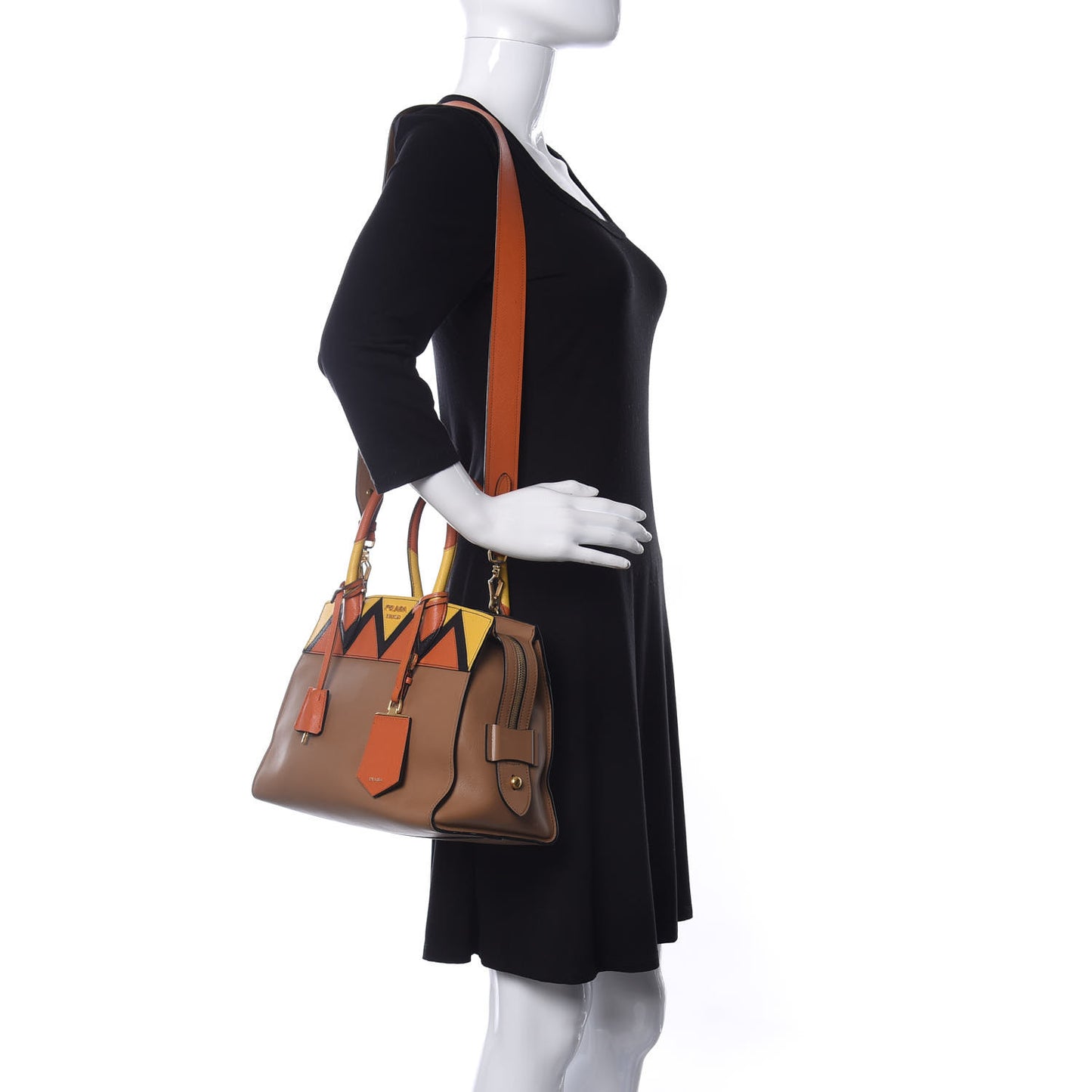 City Calf Saffiano Medium Esplanade Tote Caramel Papaya