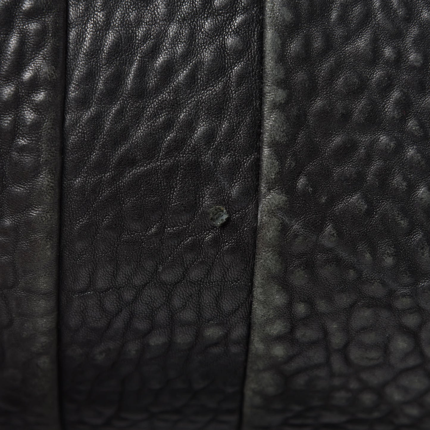 Pebbled Lambskin Rocco Black Pale Gold Hardware