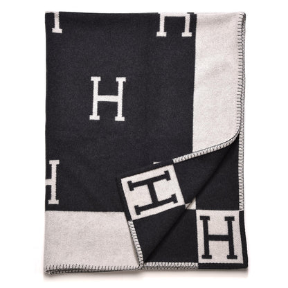 Hermes Wool Cashmere Avalon Blanket Ecru Gris Fonce 2 of 3