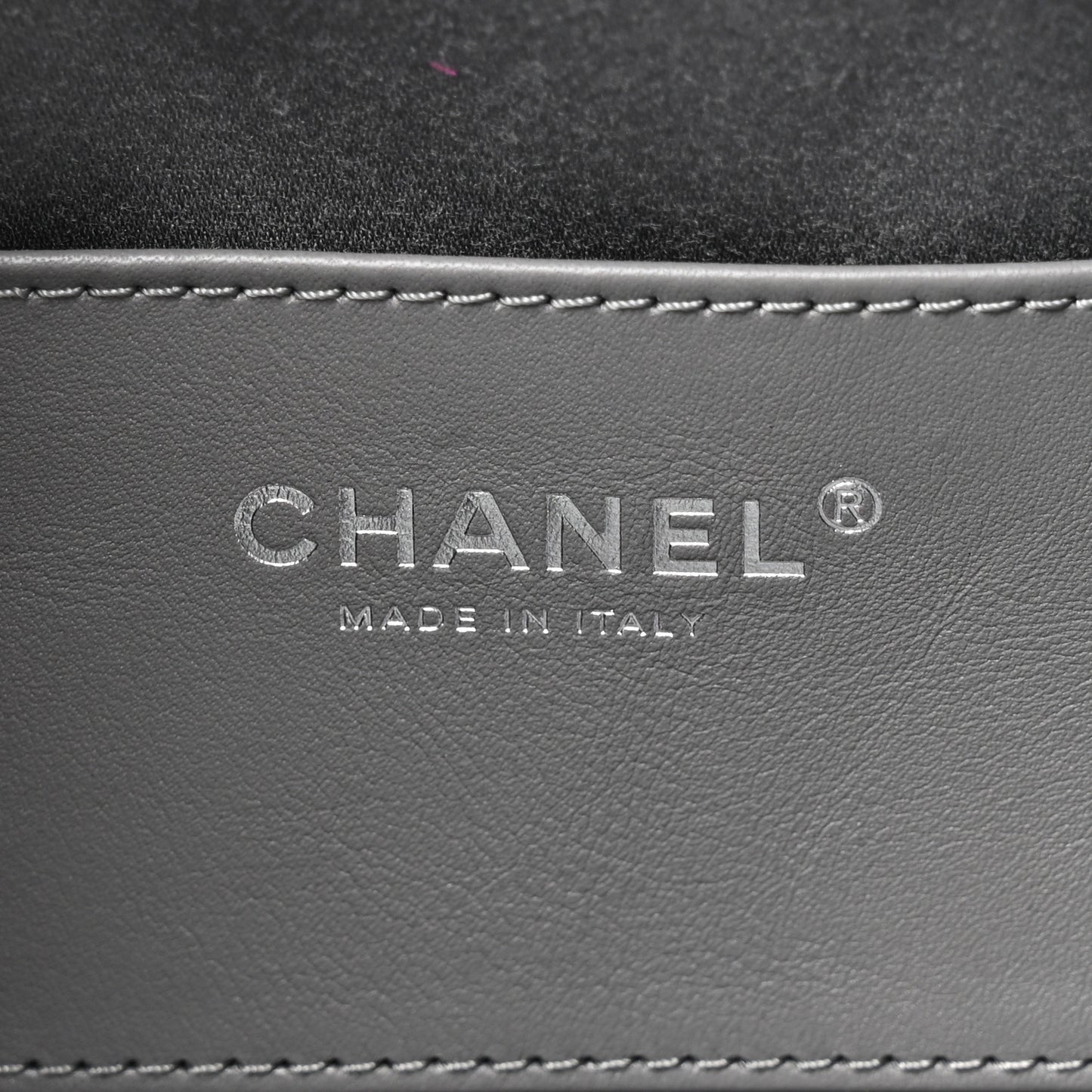 Metallic Caviar Quilted Mini Chanel 25 Handbag Anthracite