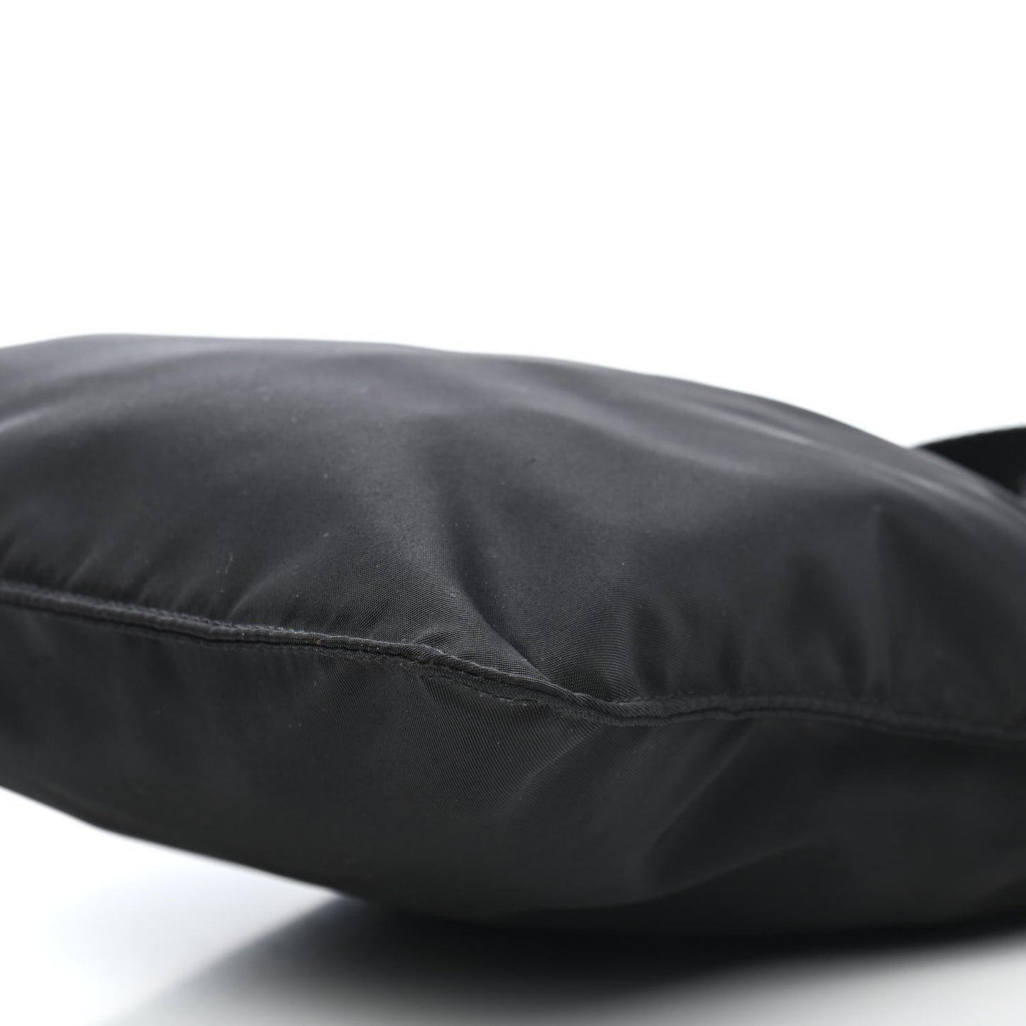 Nylon Flat Messenger Bag Black
