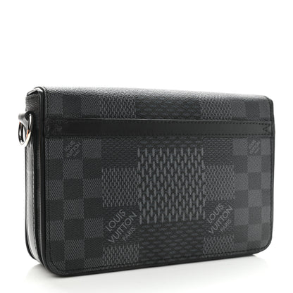 Louis Vuitton Damier Graphite 3D Studio Messenger 3 of 13