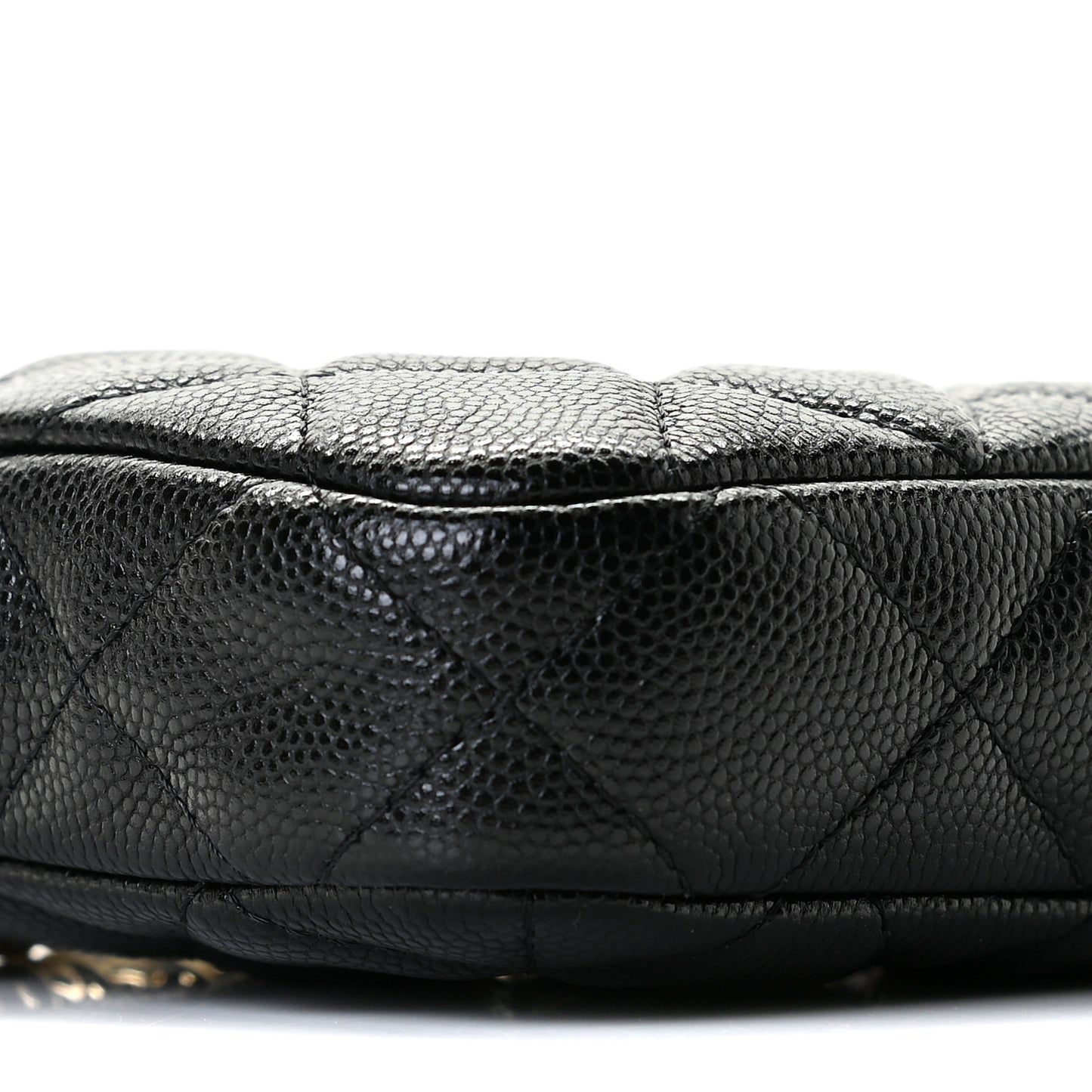 Caviar Quilted Small Clutch With Chain Black