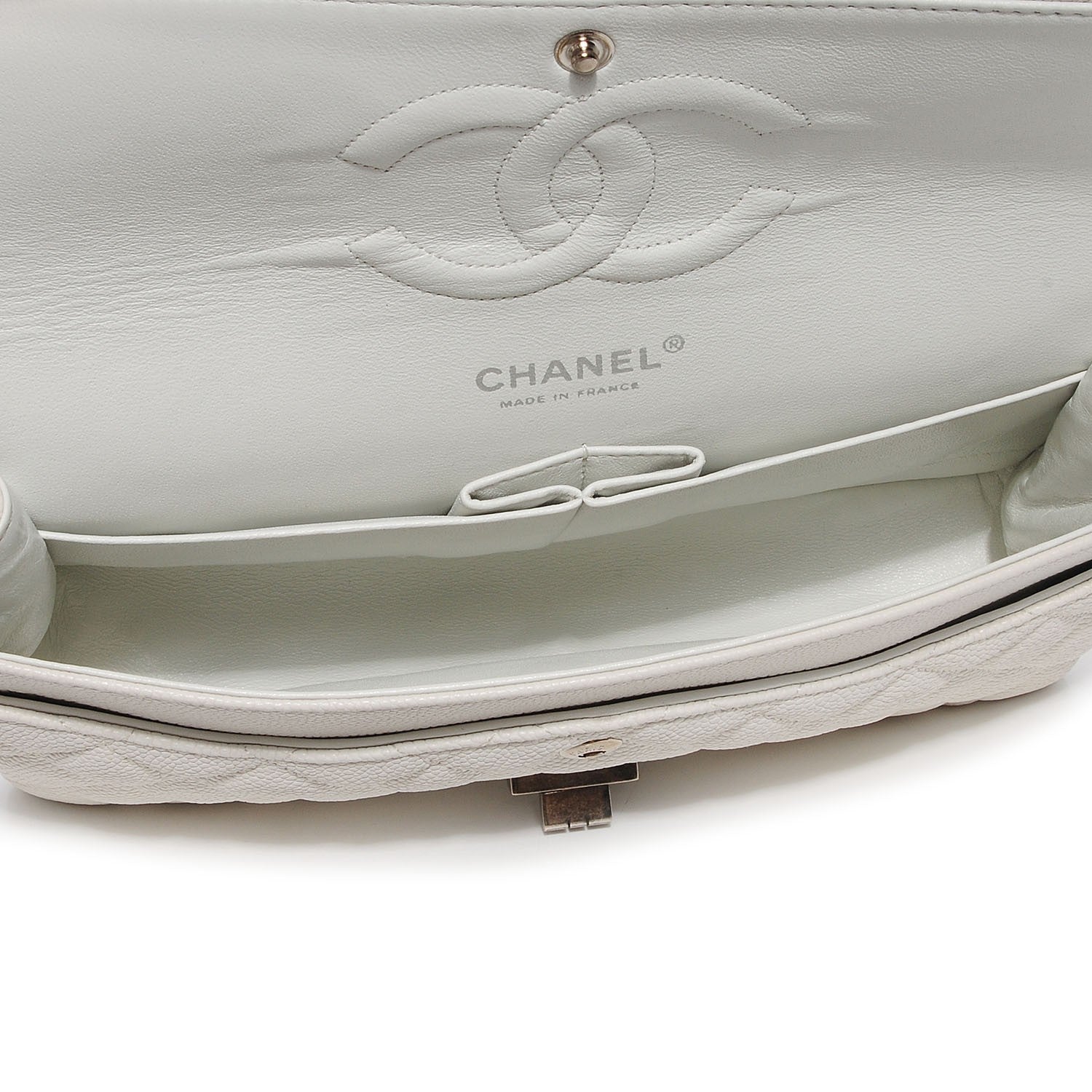 Chanel Caviar 2.55 Reissue 225 Flap White 7 of 8