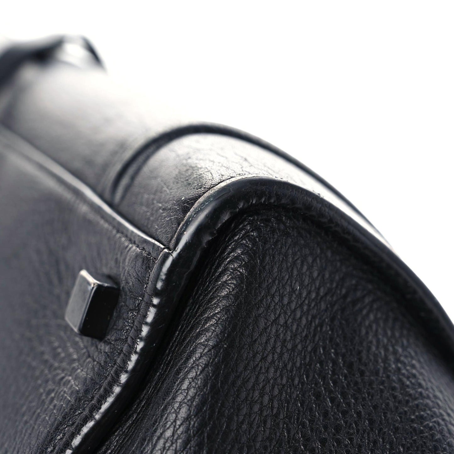 Supple Calfskin Medium Phantom Luggage Black