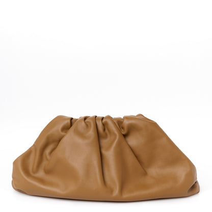 Bottega Veneta Smooth Butter Calf The Pouch Oversized Clutch Cammello 1 of 10