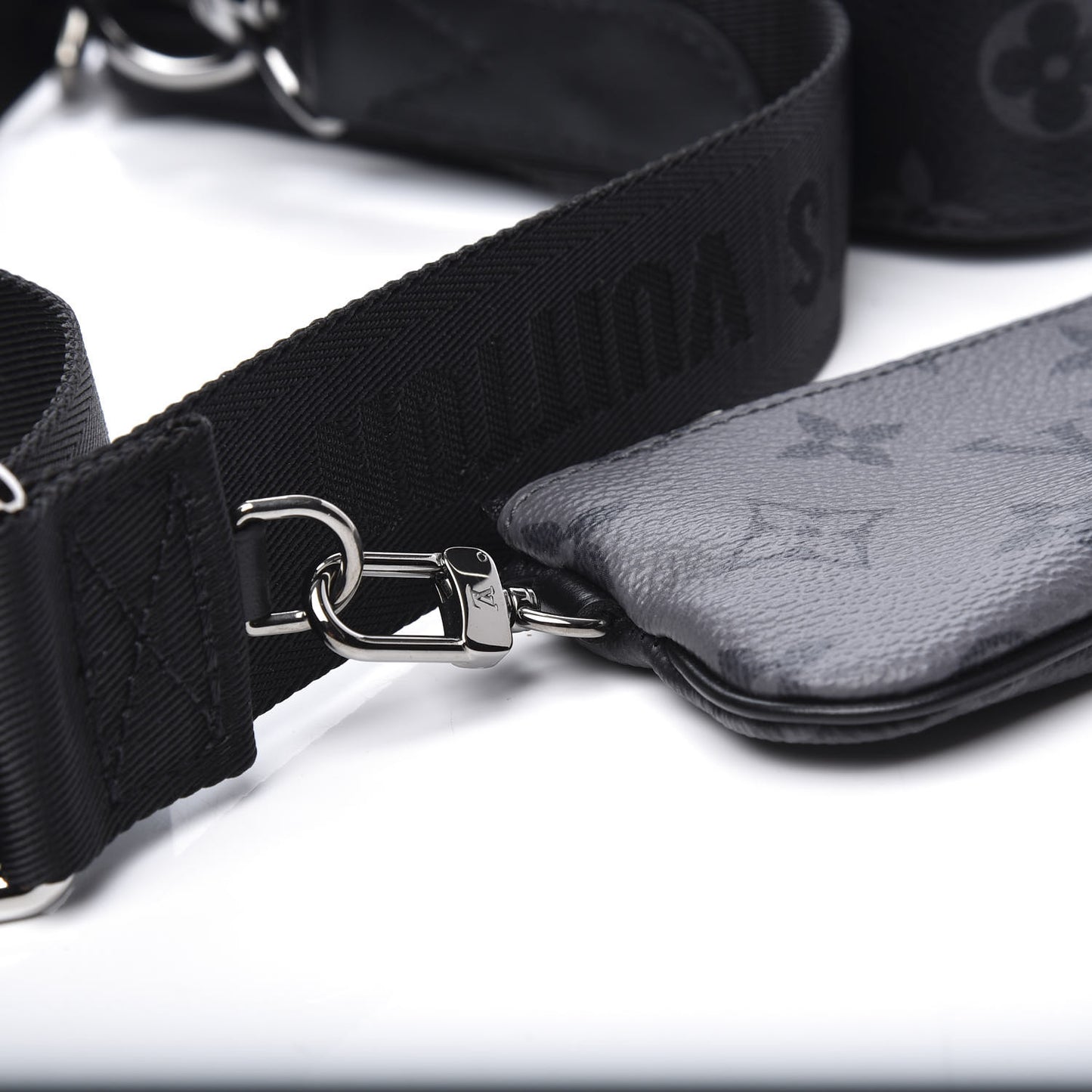Reverse Monogram Eclipse Trio Messenger