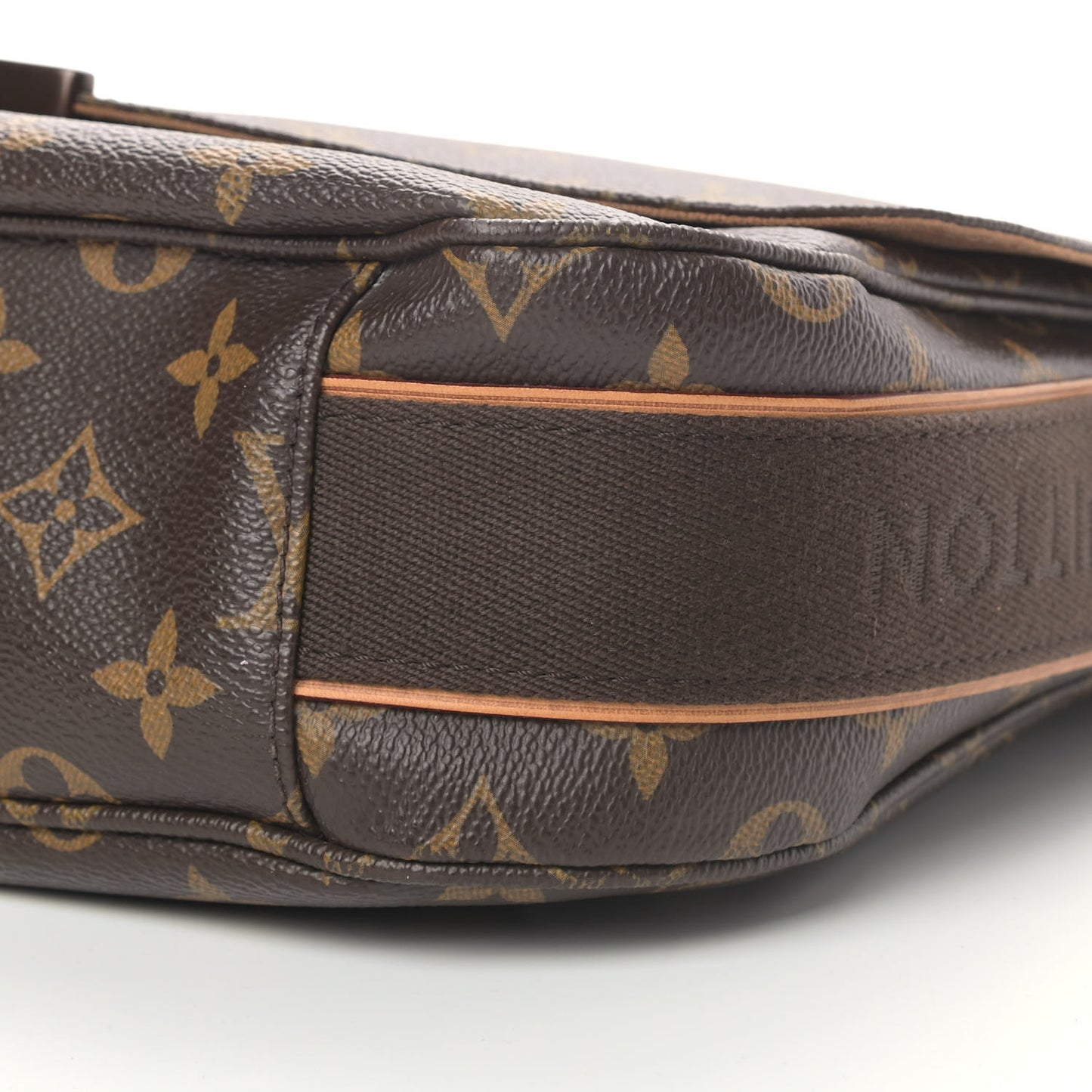 Monogram Beaubourg MM Messenger Bag