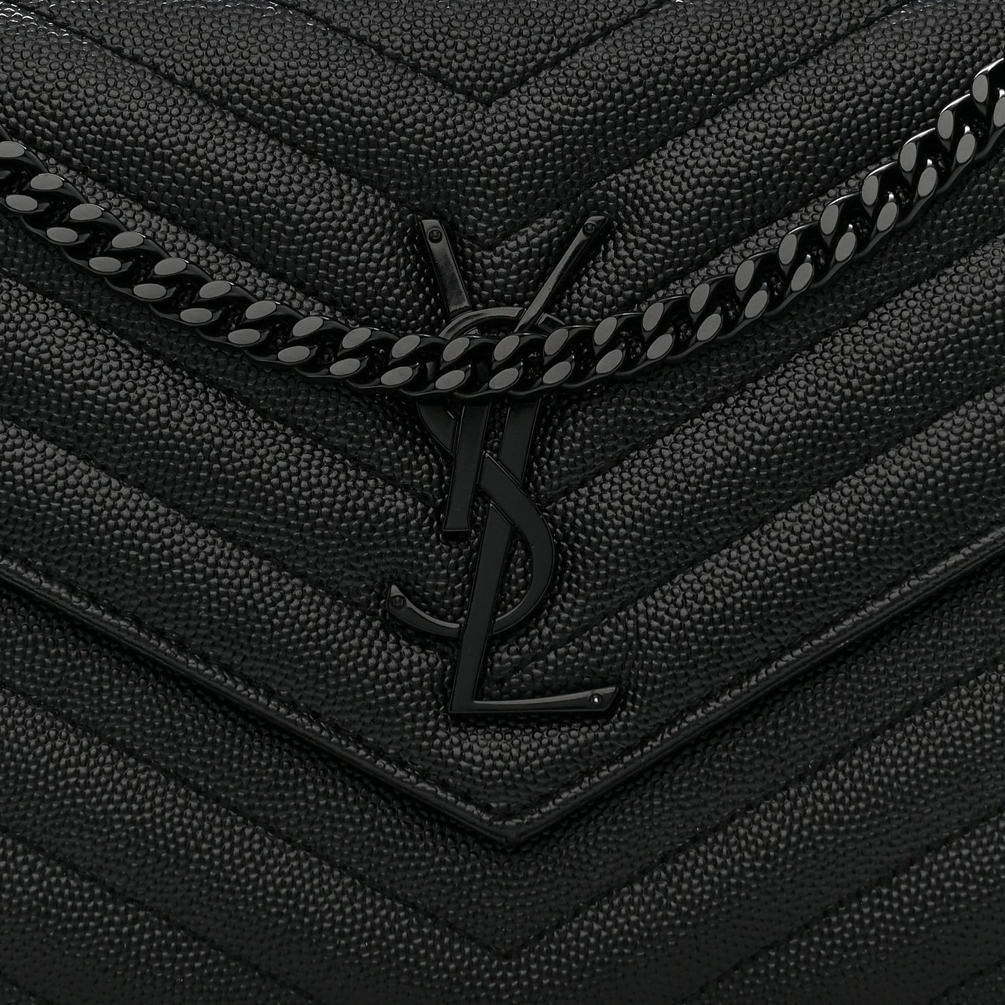 Grain De Poudre Matelasse Chevron Monogram Monochrome Chain Wallet Black