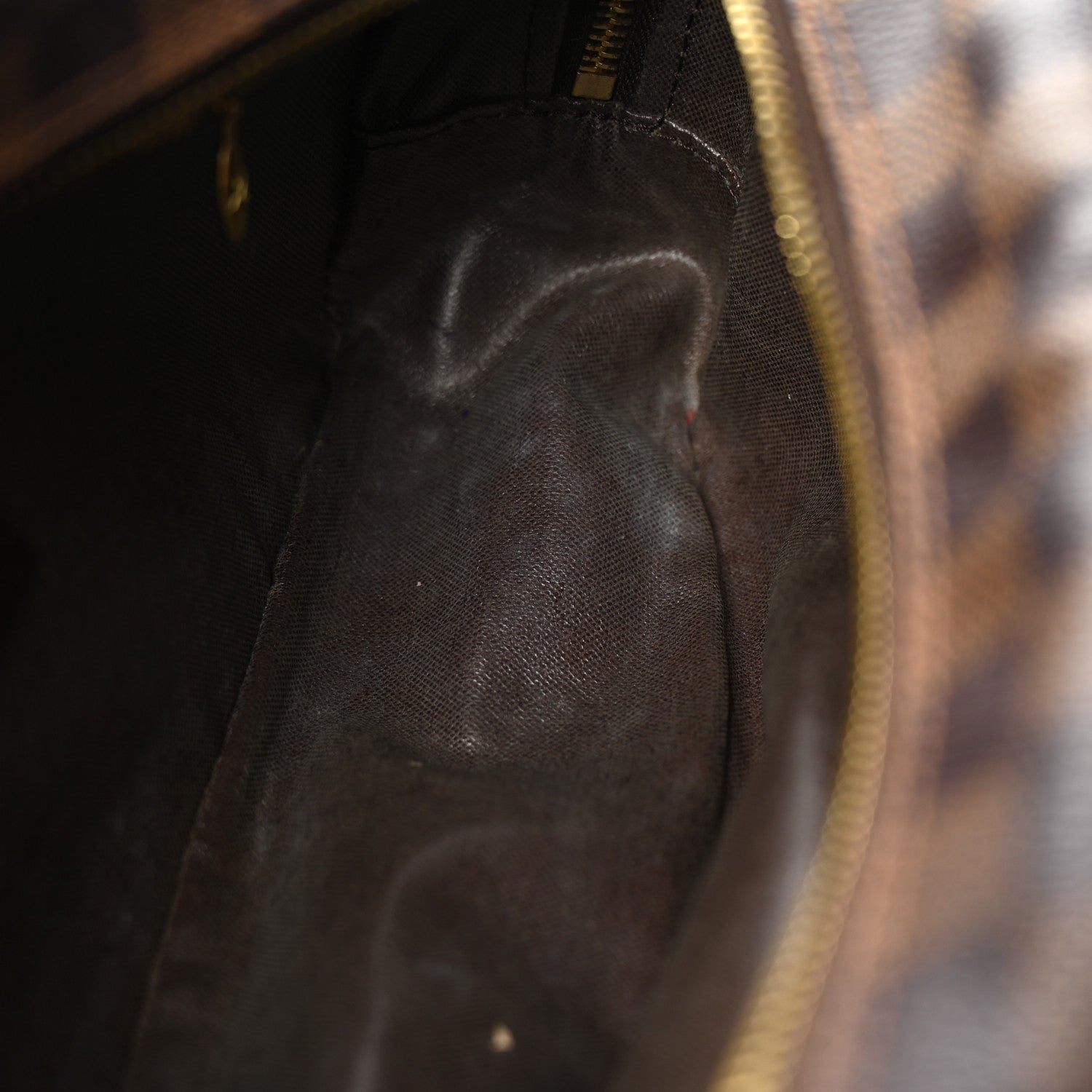 Louis Vuitton Damier Ebene Toiletry Bag 25 8 of 8