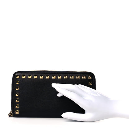 Valentino Garavani Calfskin Rockstud Zip Around Wallet Black 2 of 13