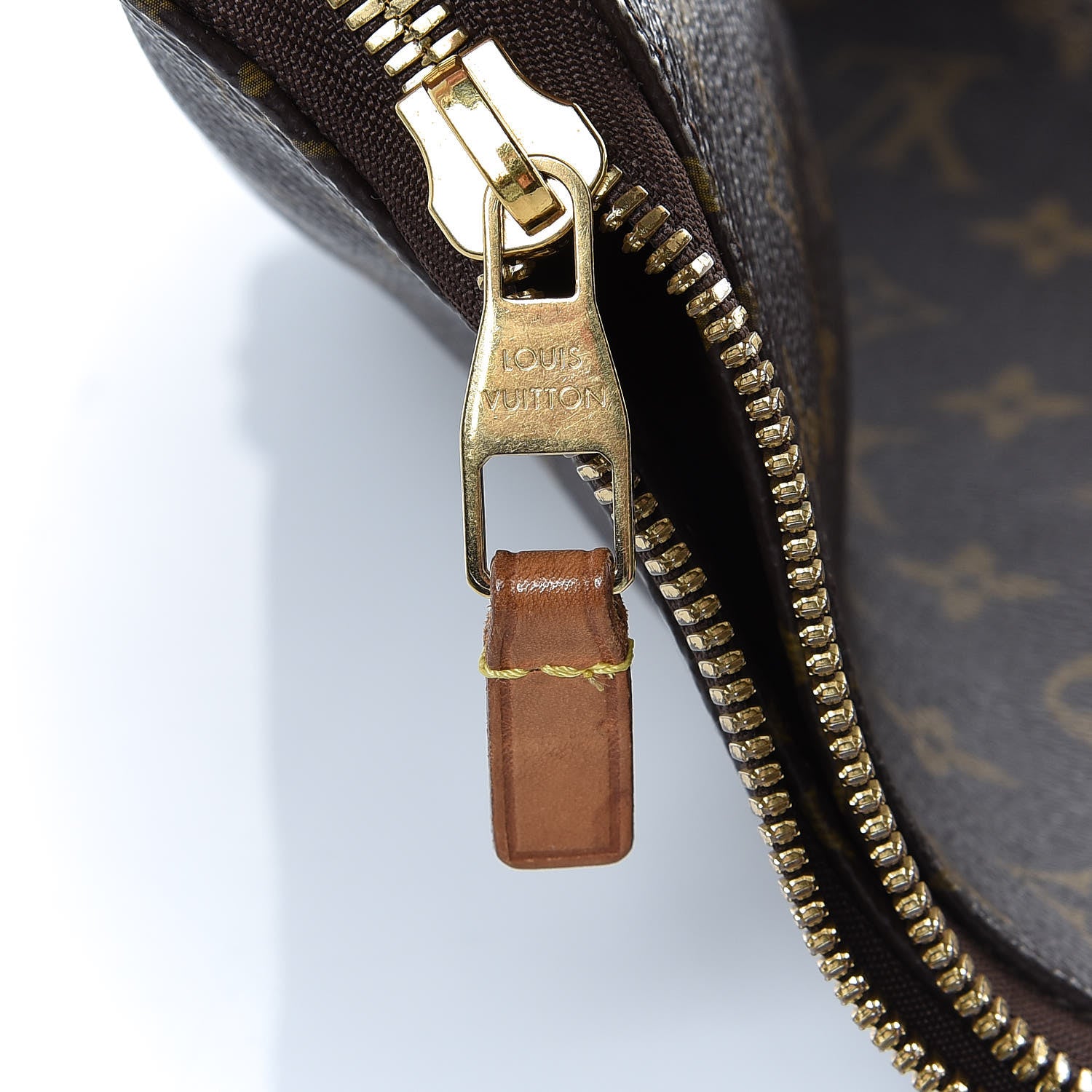Louis Vuitton Monogram Sully MM 9 of 15