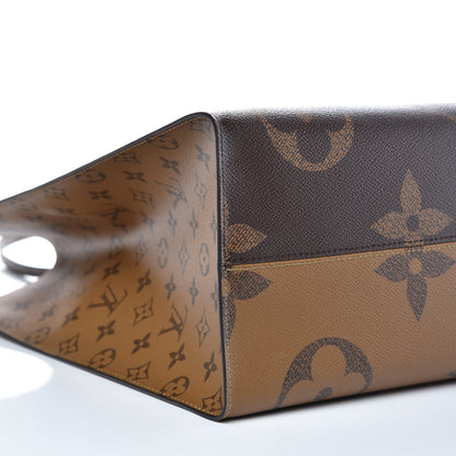 Louis Vuitton Reverse Monogram Giant Onthego GM 8 of 9