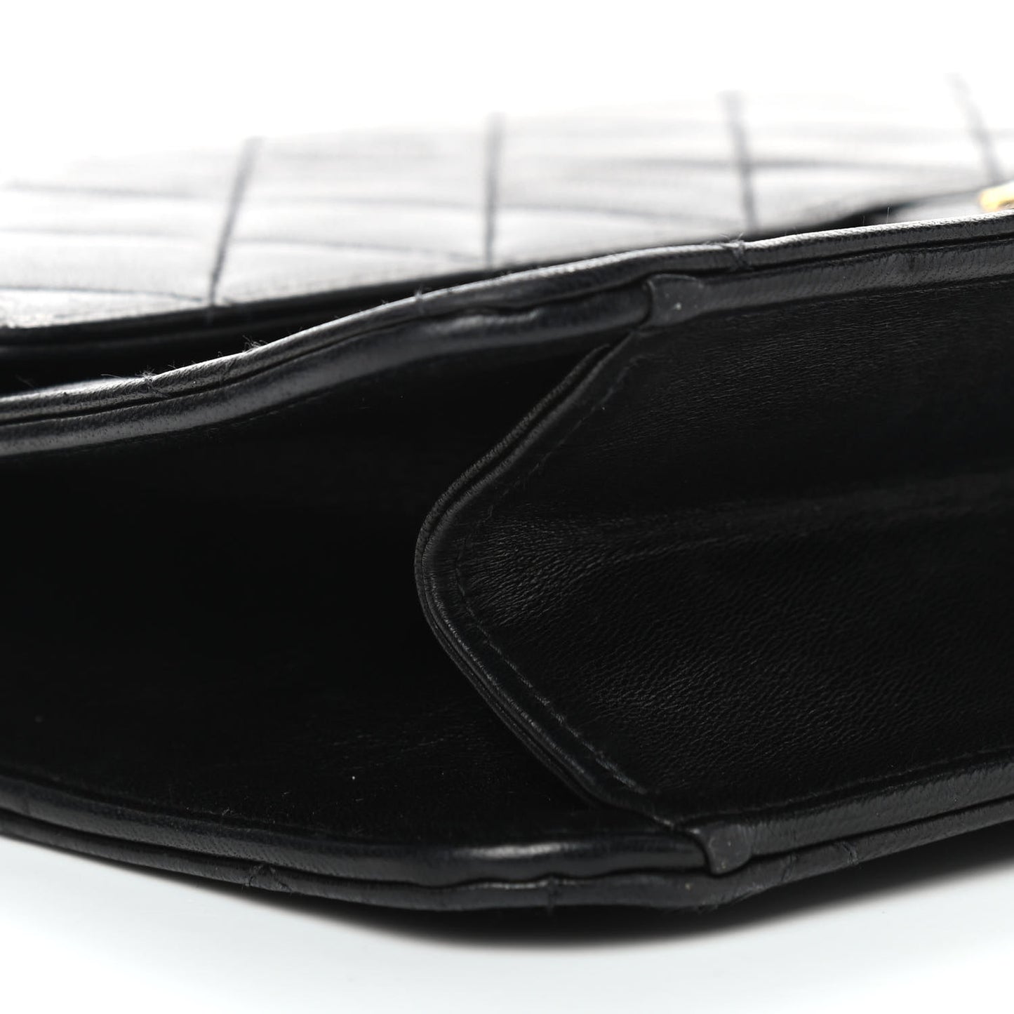 Lambskin Quilted Medium Single Flap Black
