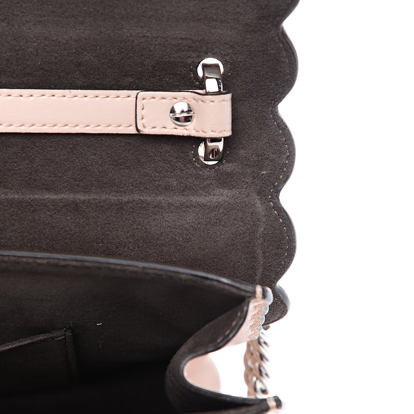 Vitello Liberty Scalloped Studded Kan I Shoulder Bag Plaster
