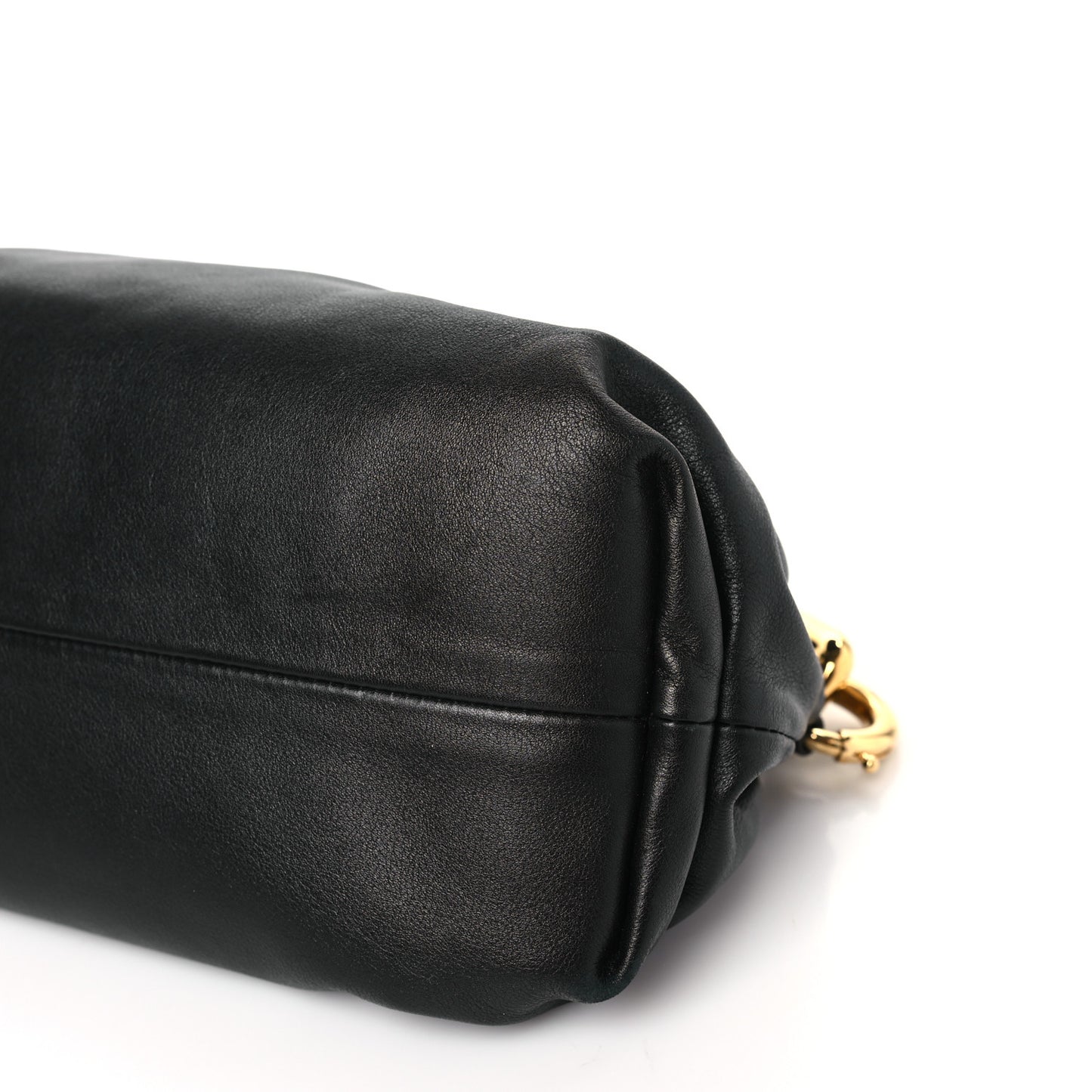 Calfskin The Pouch Chain Black