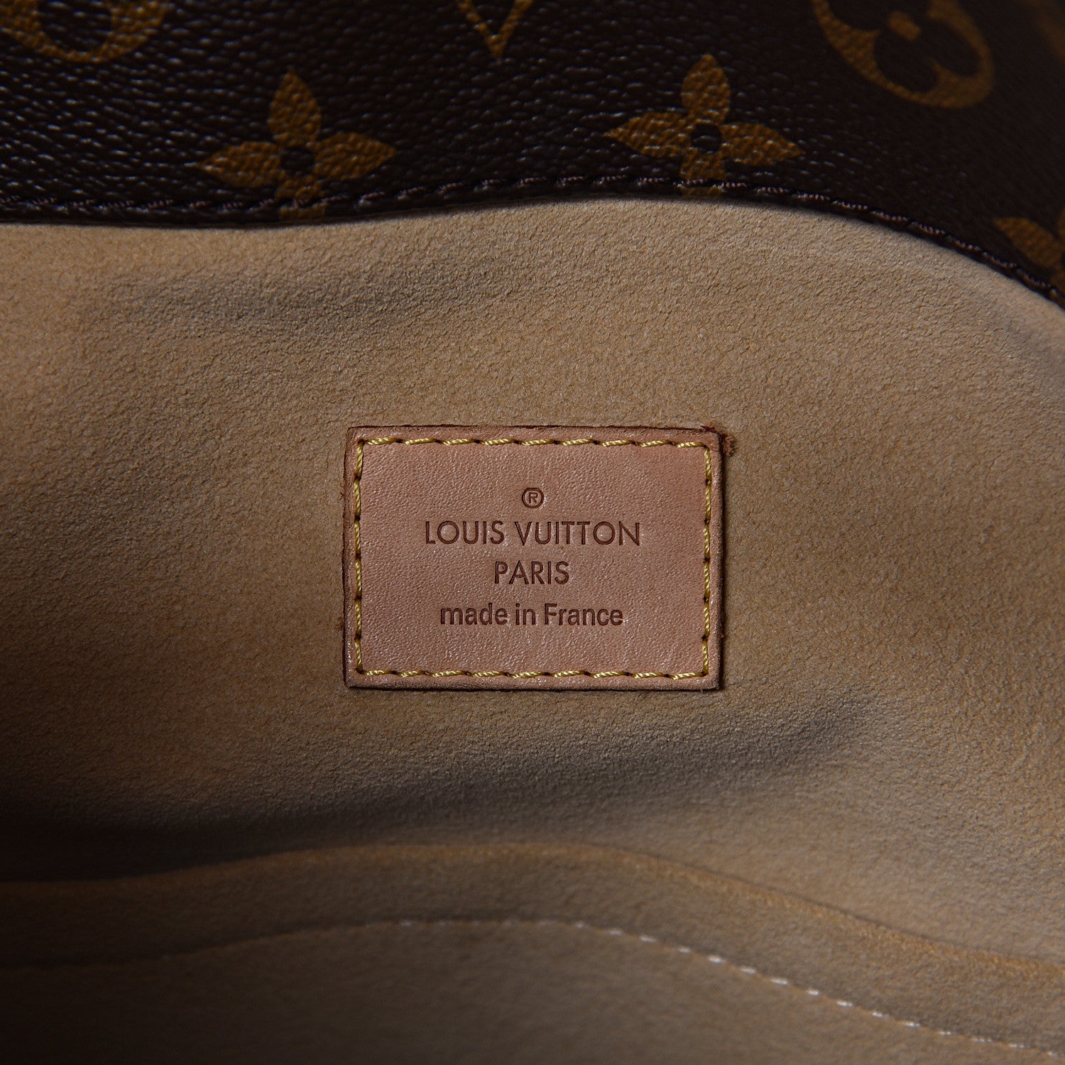 Louis Vuitton Monogram Artsy MM 6 of 12