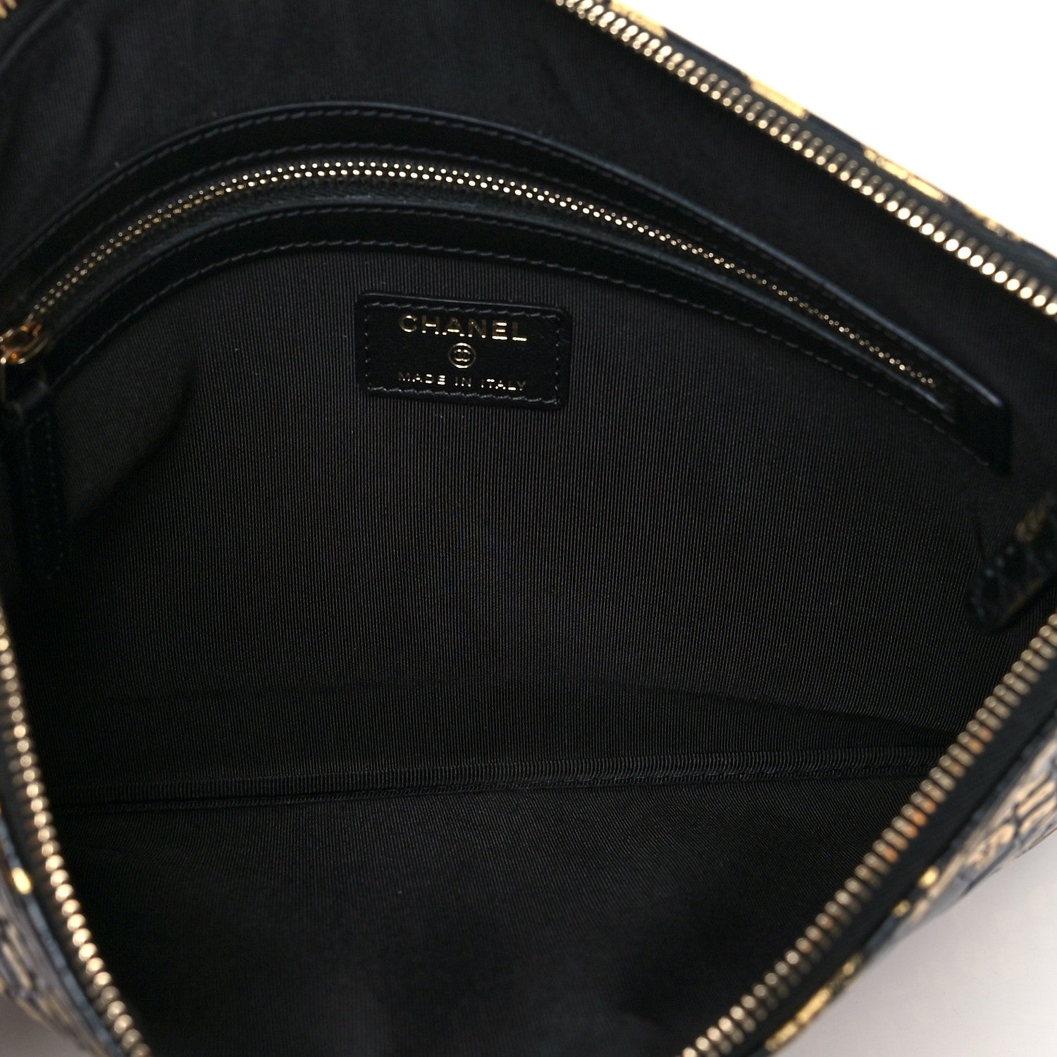 Chanel Calfskin Crocodile Embossed Graffiti 2.55 Medium Cocodile Reissue Cosmetic Case Black Gold 5 of 9
