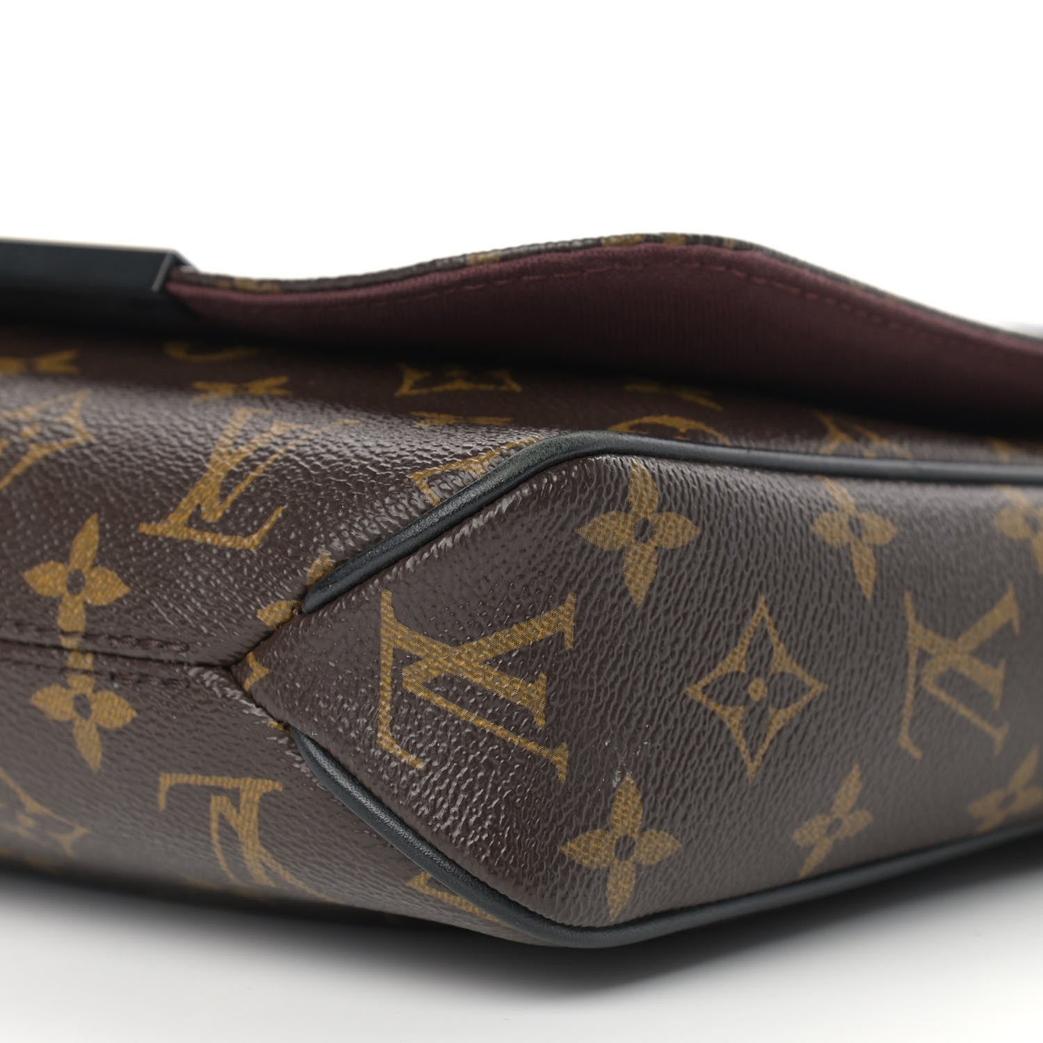 Louis Vuitton Monogram Macassar District PM 9 of 13