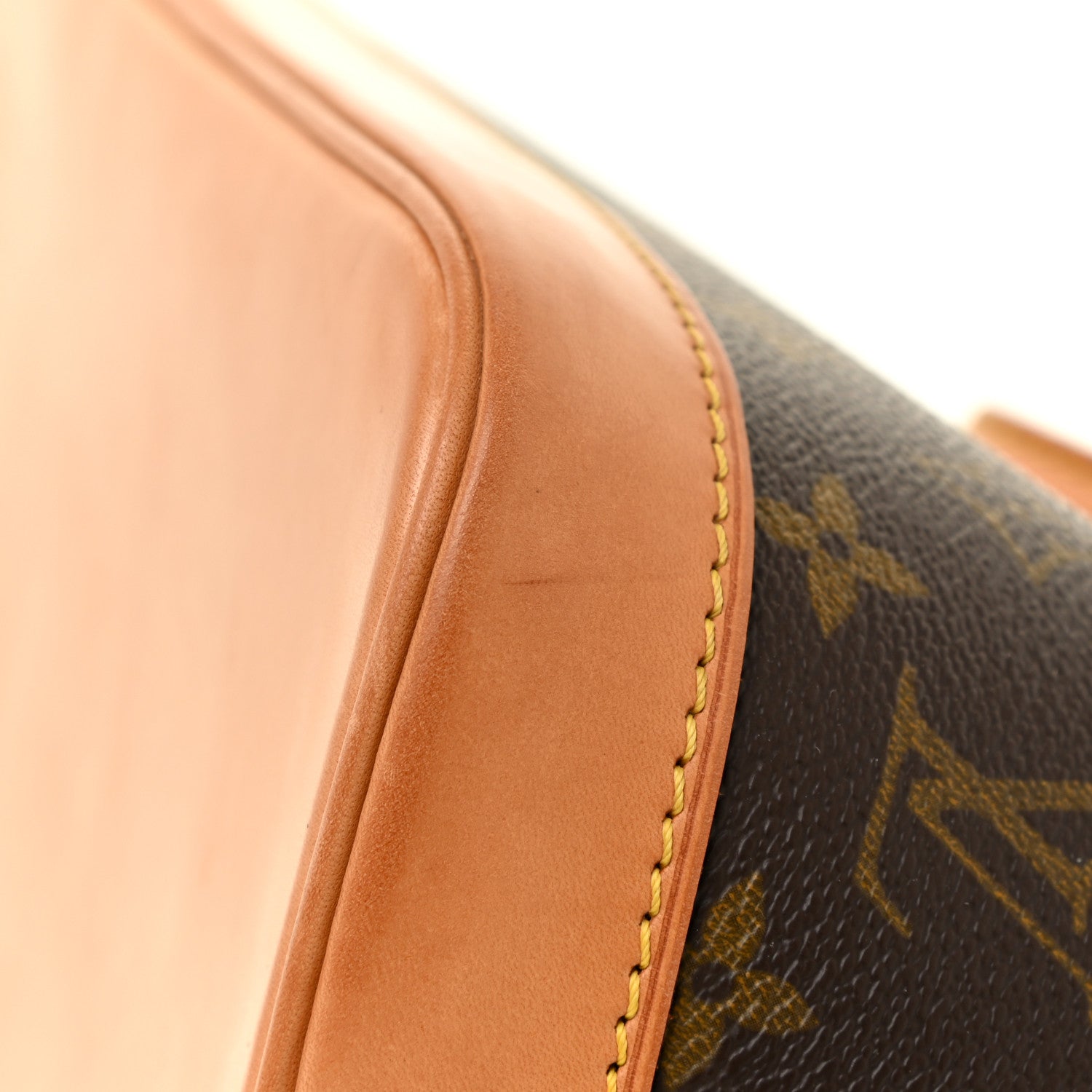 Louis Vuitton Monogram Alma PM 12 of 20