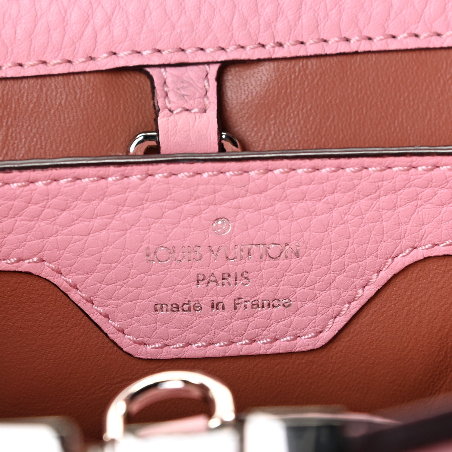 Louis Vuitton Taurillon Capucines BB Magnolia 5 of 7