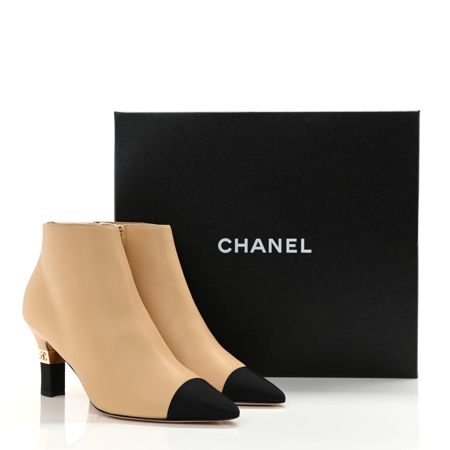 Lambskin Grosgrain Cap Toe Short Ankle Boots 37.5 Beige Black