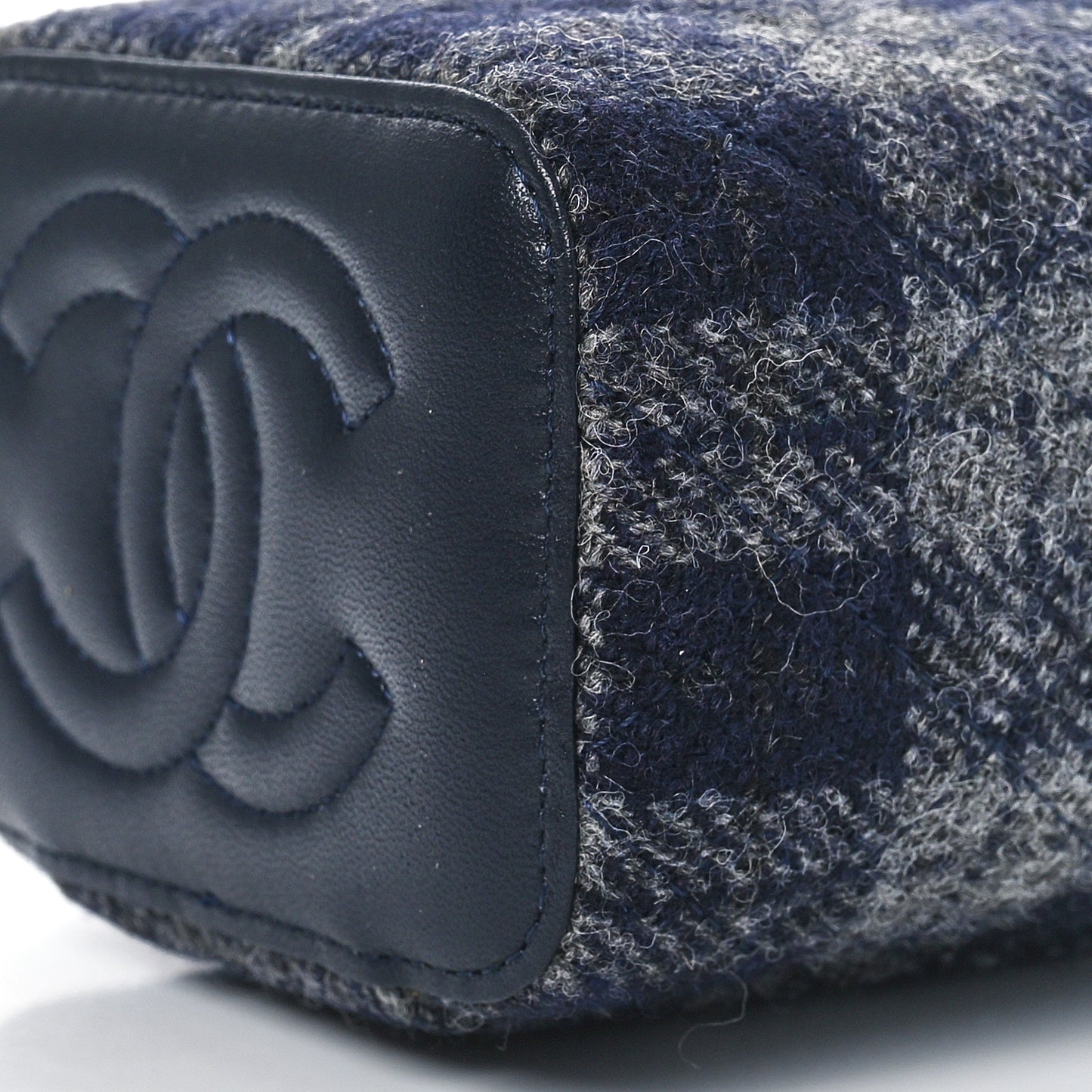 Wool Plaid Quilted Mini Vanity Case With Chain Blue