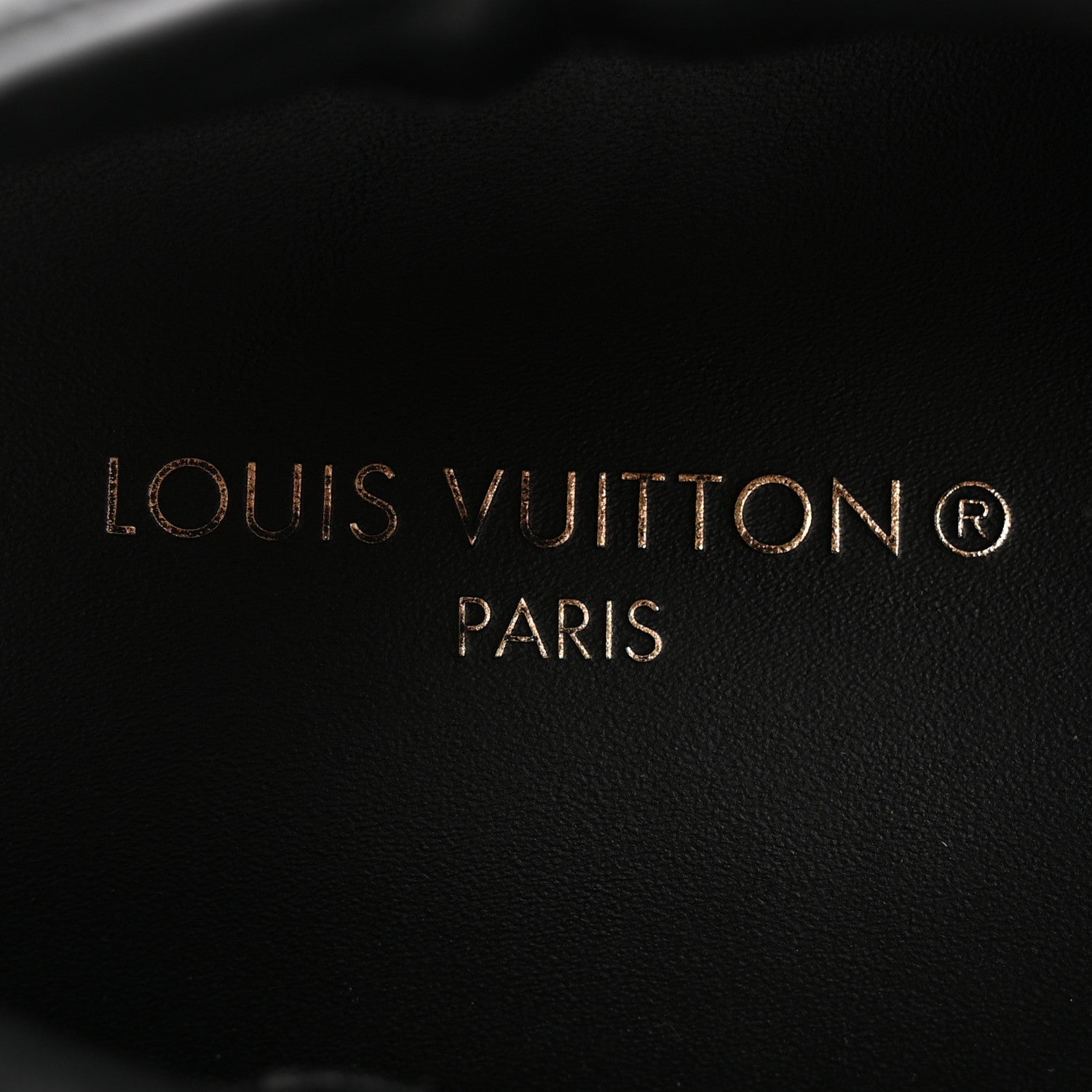 Louis Vuitton Monogram Mix Mens Run Away Sneakers 10 Ebene 7 of 12