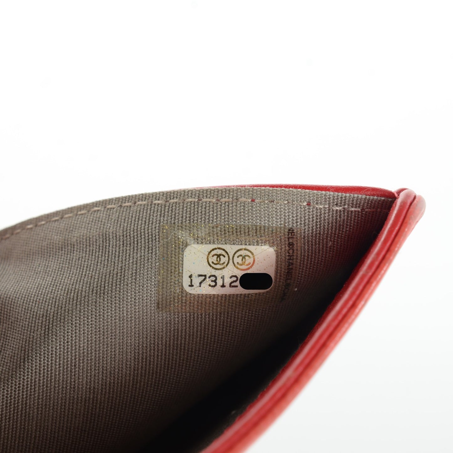 Caviar Timeless CC L-Zip Pocket Wallet Red