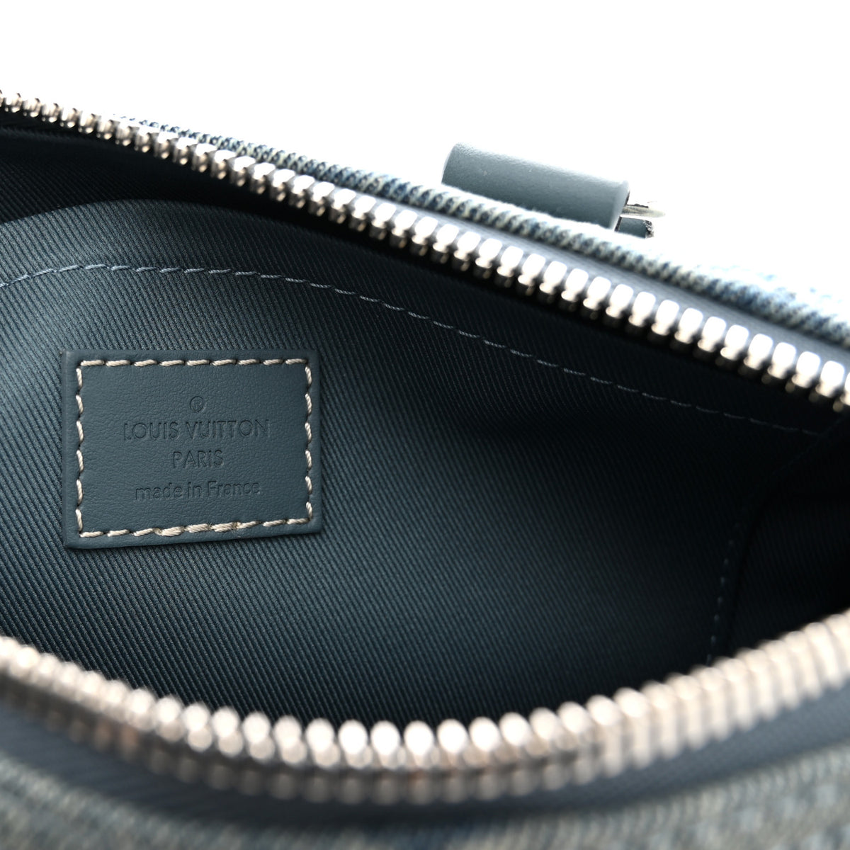 Louis Vuitton Monogram Washed Denim Keepall Bandouliere 25 6 of 10