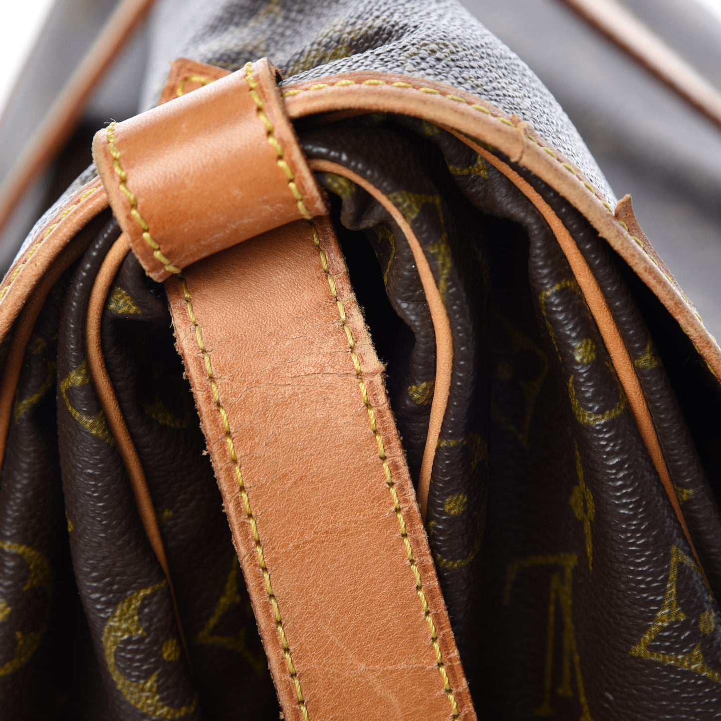 Monogram Saumur 35