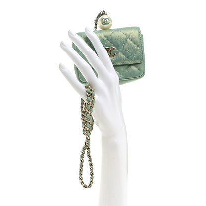 Chanel Iridescent Caviar Quilted Pearl On Top Coin Purse With Chain Light Green 2 of 10