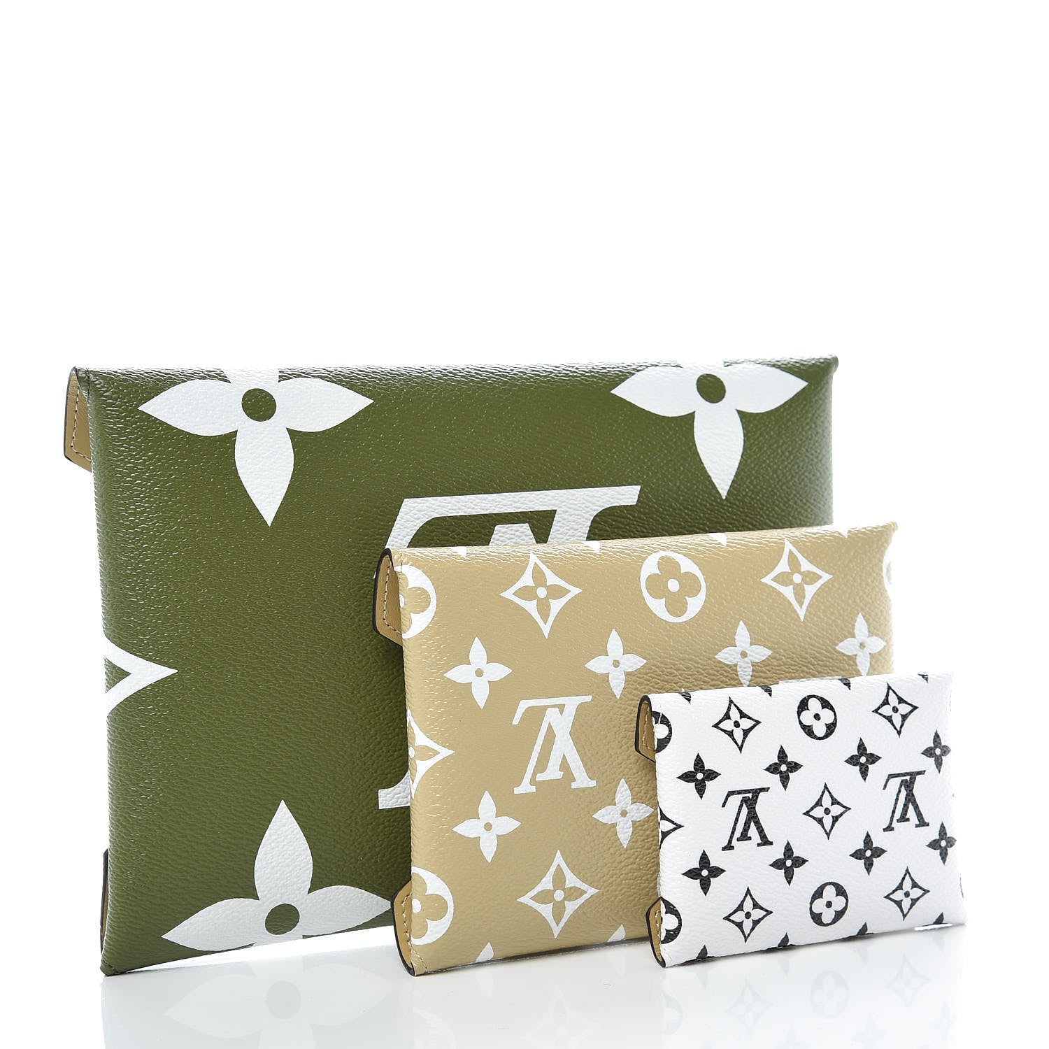 Louis Vuitton Monogram Giant Kirigami Pochette Set 3 of 9