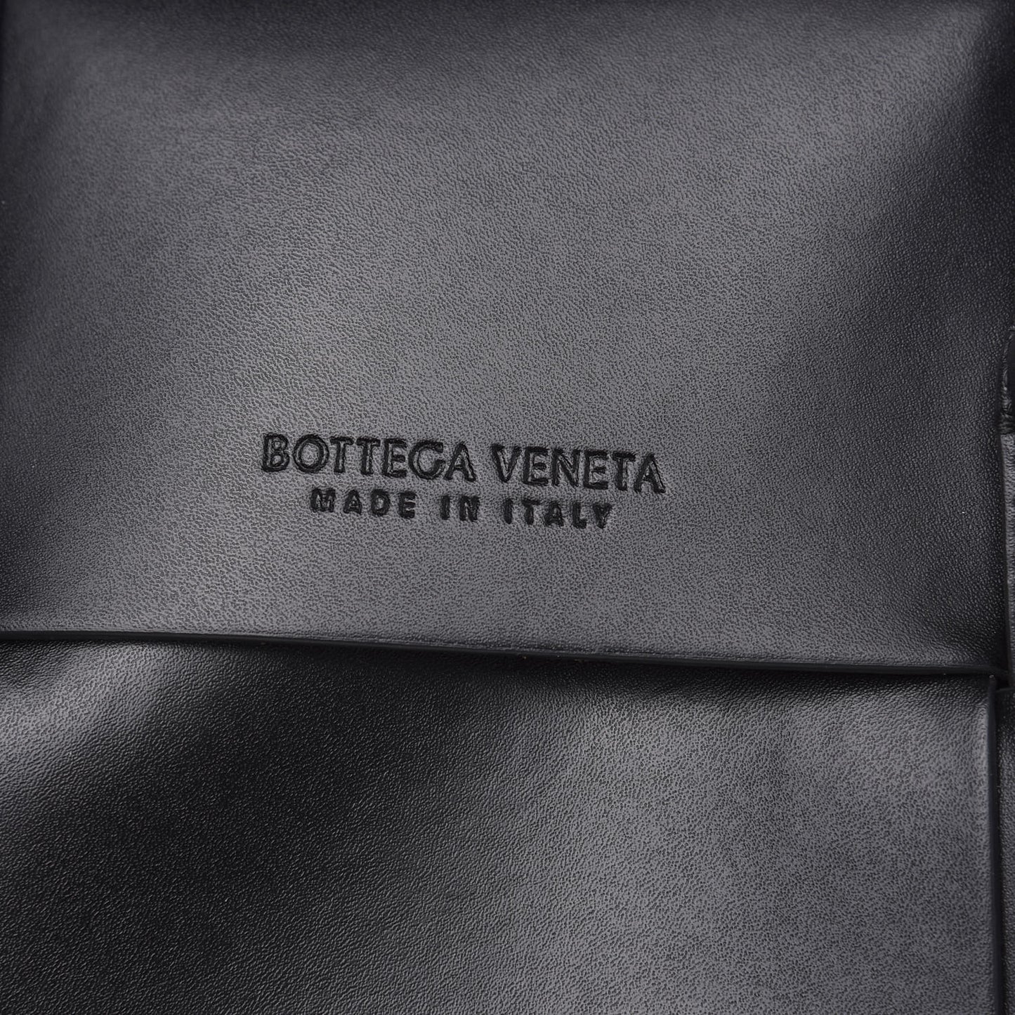 Urban Calfskin Maxi Intrecciato Briefcase Black