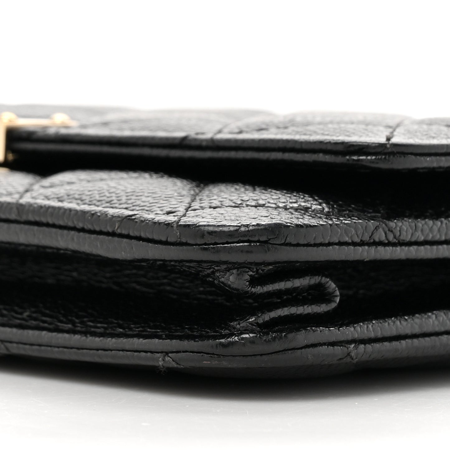 Caviar Quilted Golden Class Wallet On Chain WOC Black