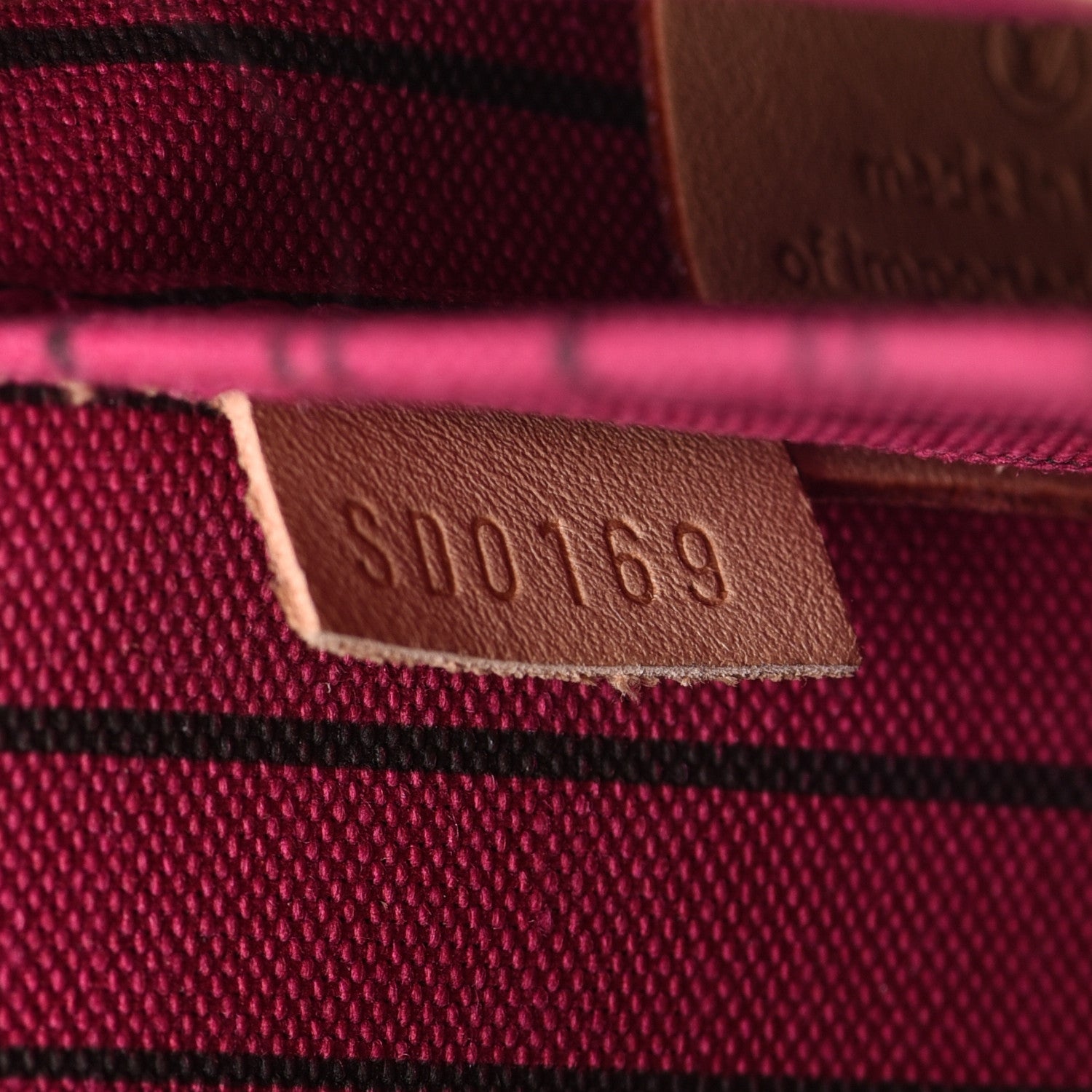 Louis Vuitton Monogram Neverfull MM GM Pochette Pivoine 8 of 13