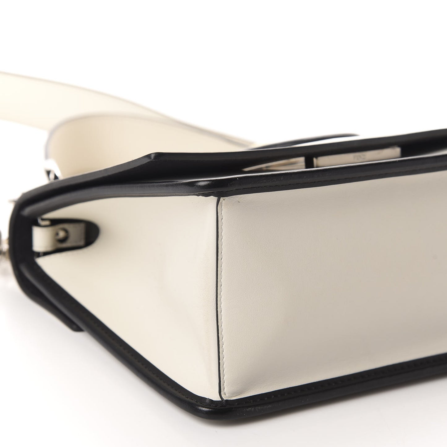 Vitello Century Alcantara F is Fendi Bi-Color Kan I Shoulder Bag White Black