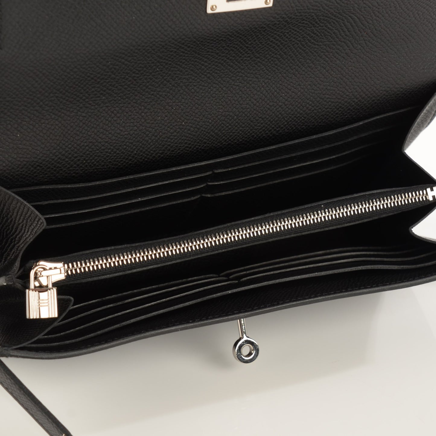 Epsom Kelly Longue Wallet Black