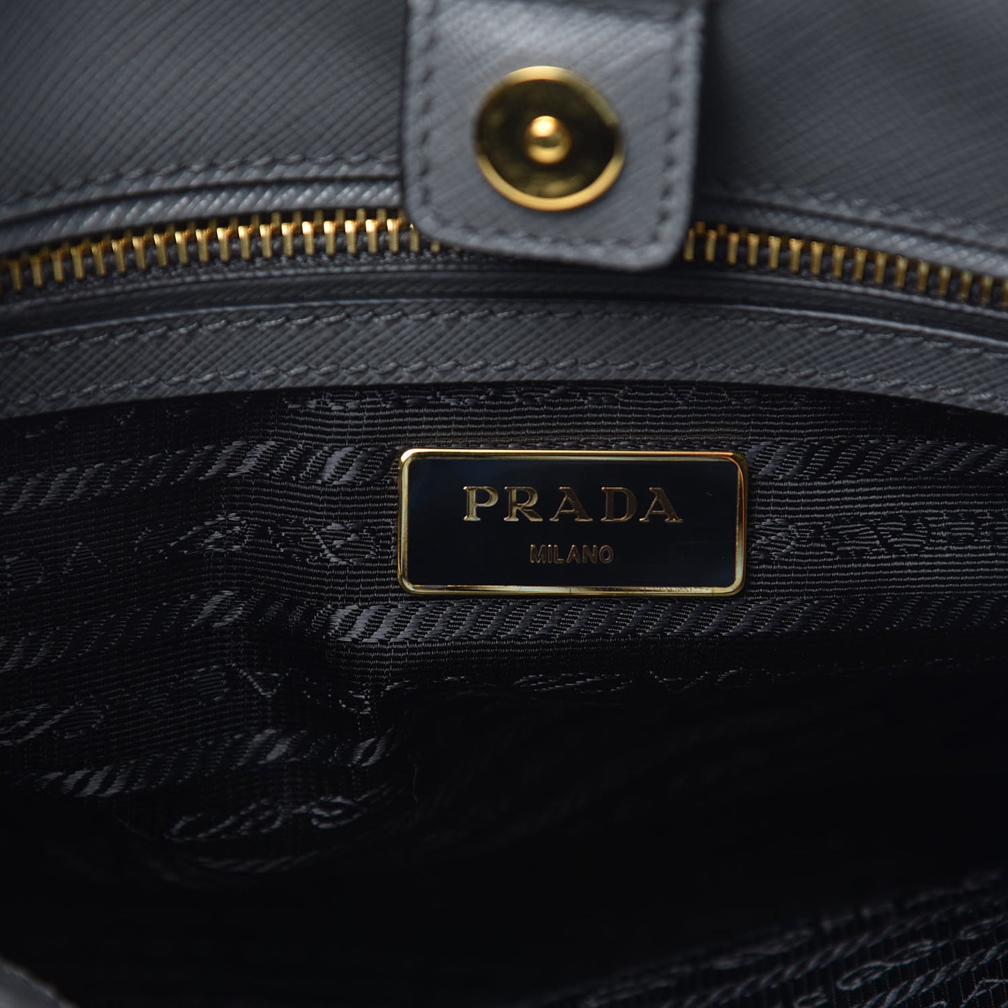 Saffiano Lux Bi-Color Medium Tote Mercurio Black