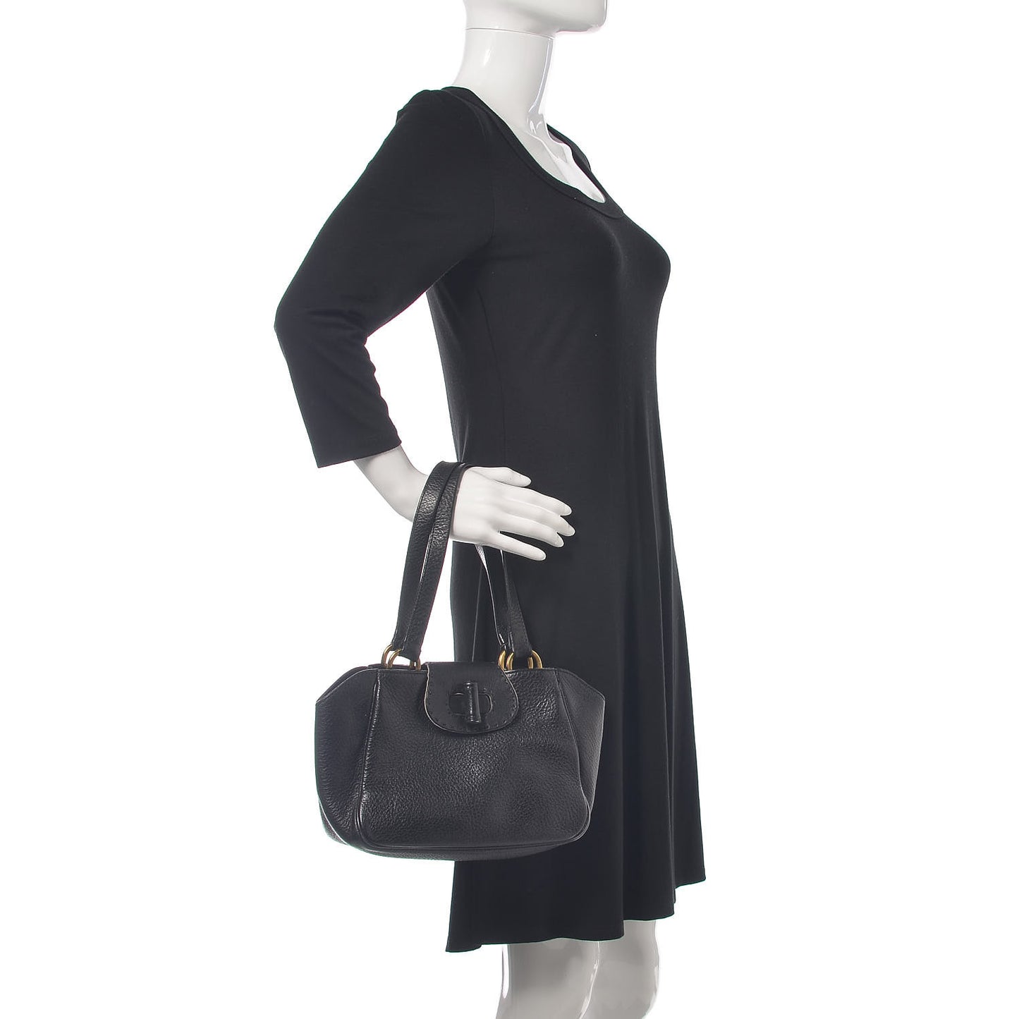 Vitello Daino Turnlock Shoulder Bag Black