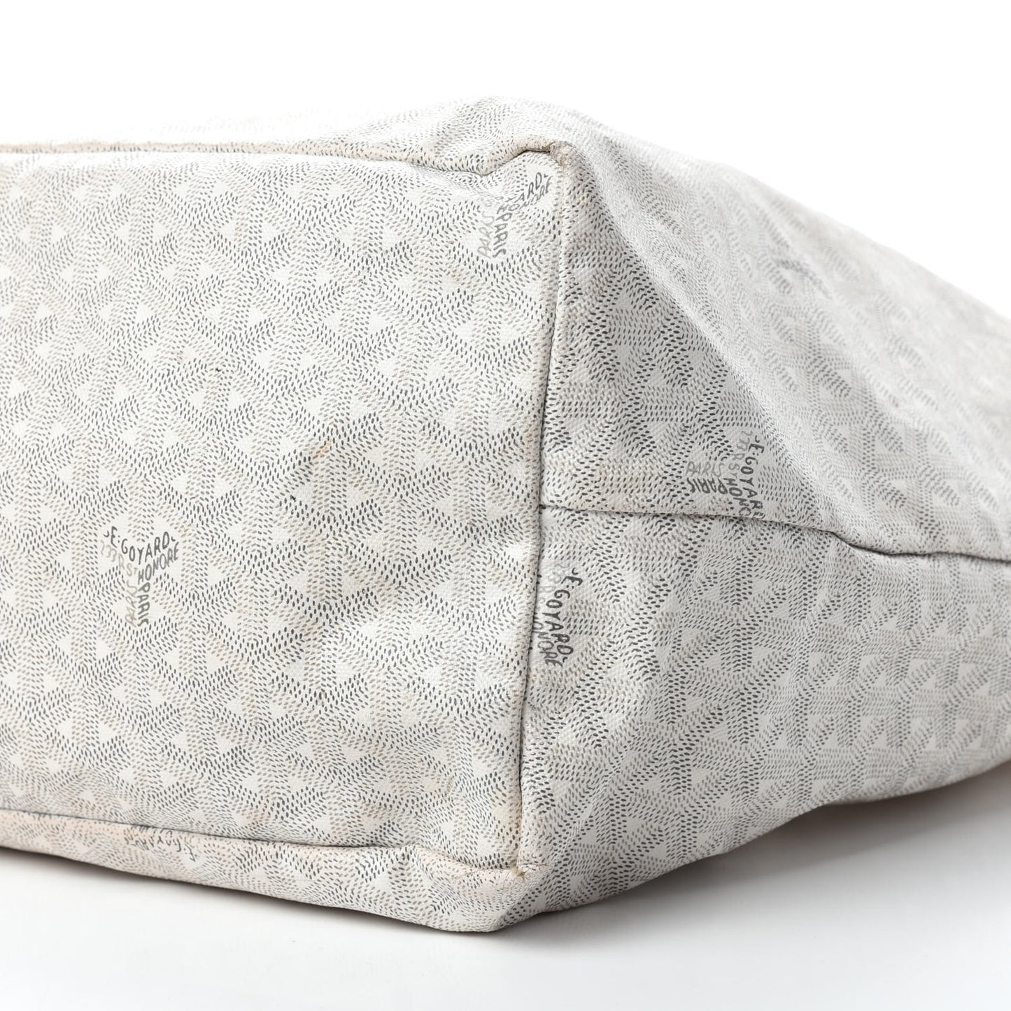 Goyardine Saint Louis GM White