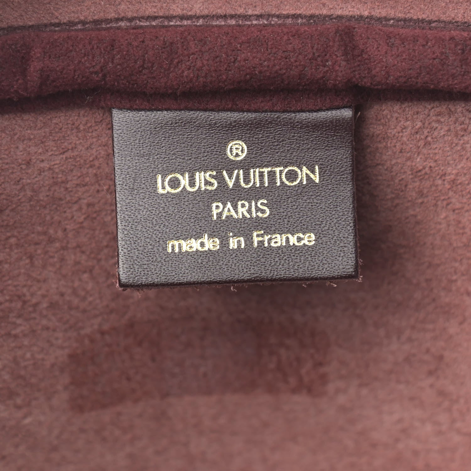 Louis Vuitton Taiga Kendall GM Acajou 6 of 15