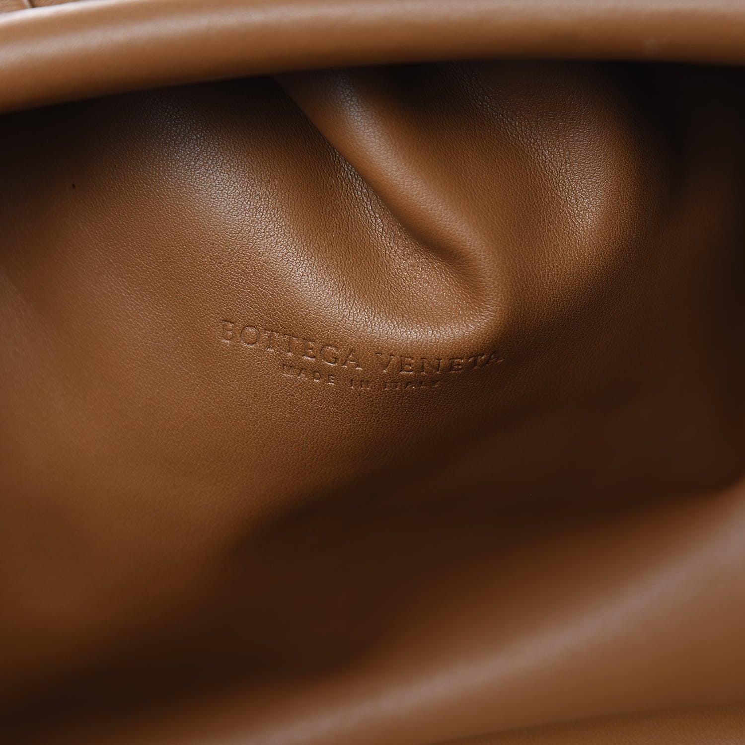 Bottega Veneta Smooth Butter Calf The Pouch Oversized Clutch Cammello 8 of 10