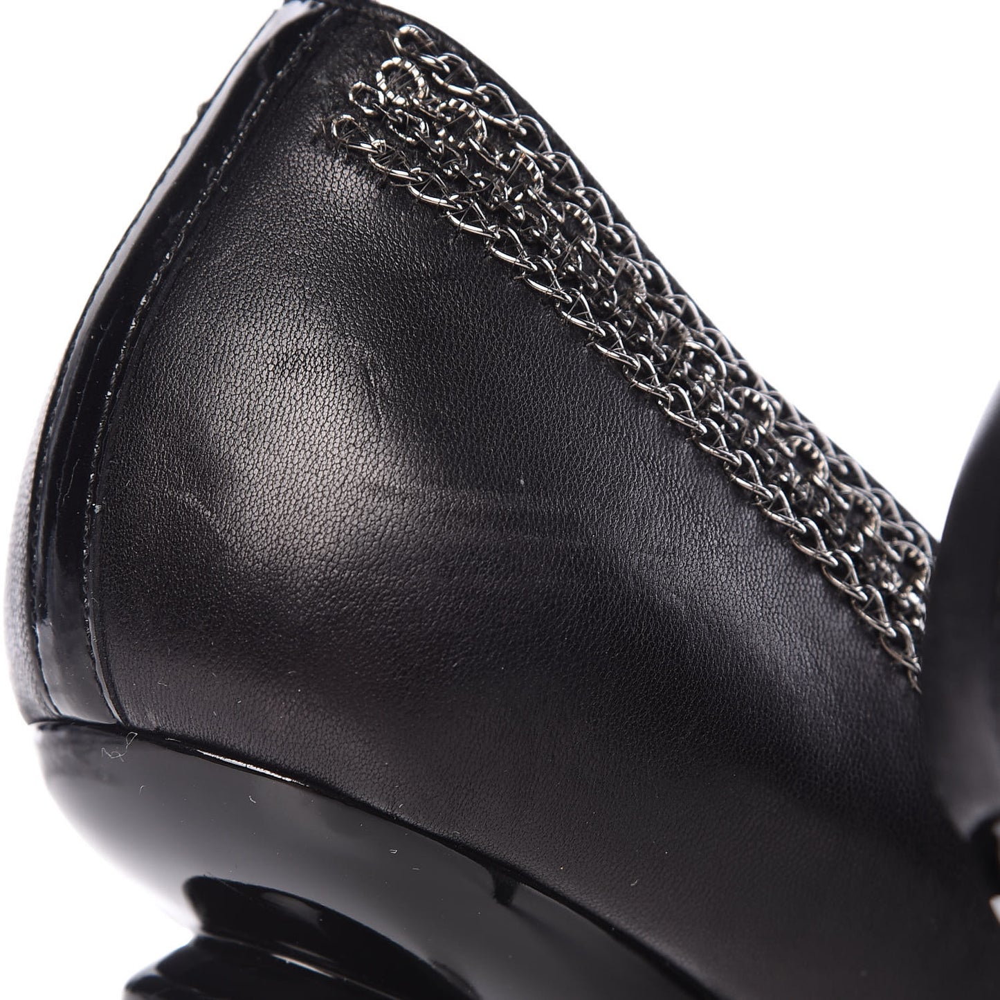 Lambskin Patent Cap Toe CC Chain Pumps 38 Black
