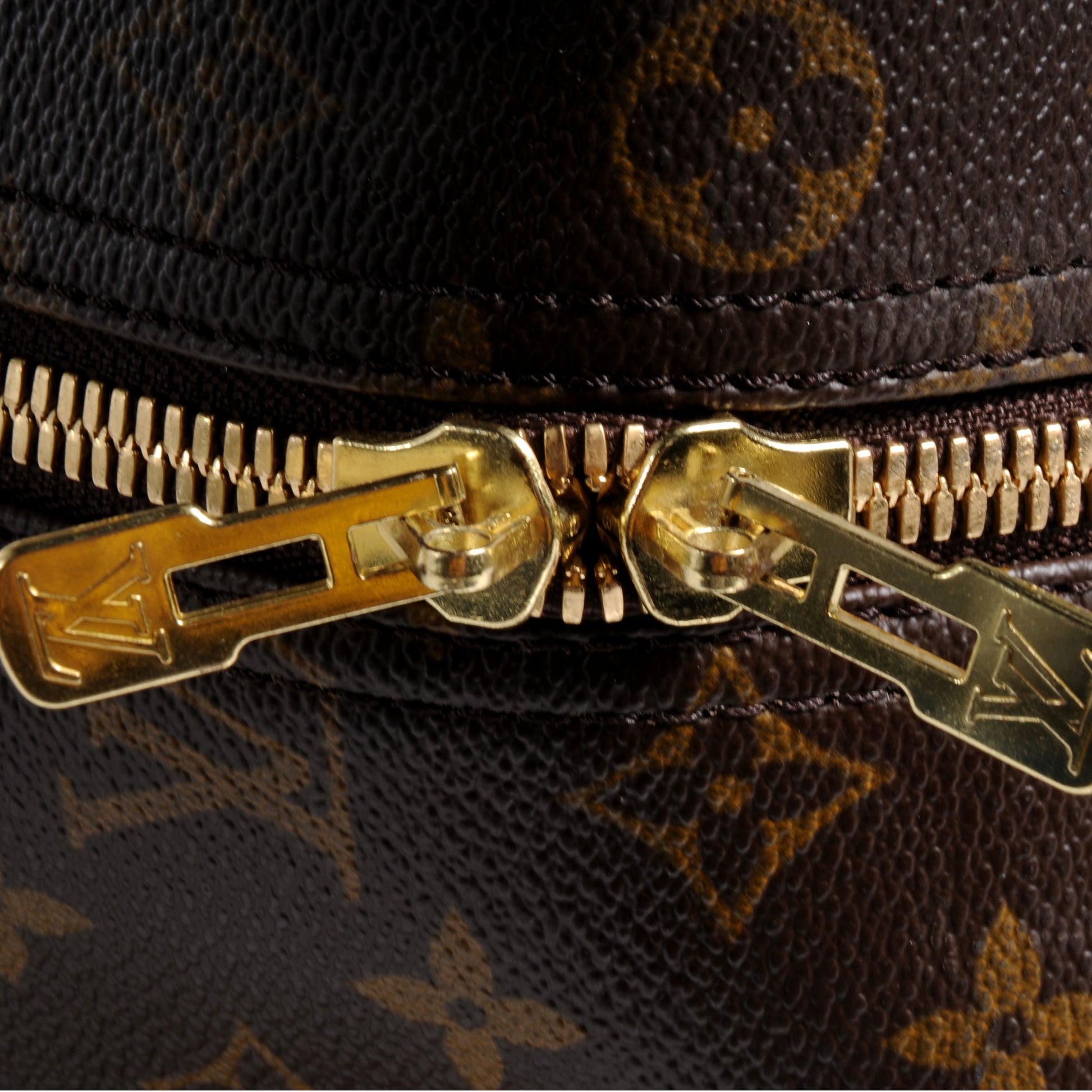Louis Vuitton Monogram Sirius 70 8 of 8