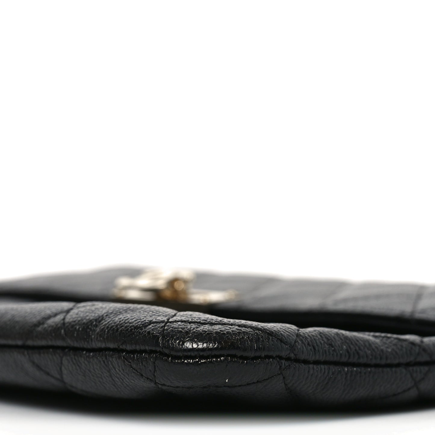 Caviar Quilted Medium Golden Class Pouch Black